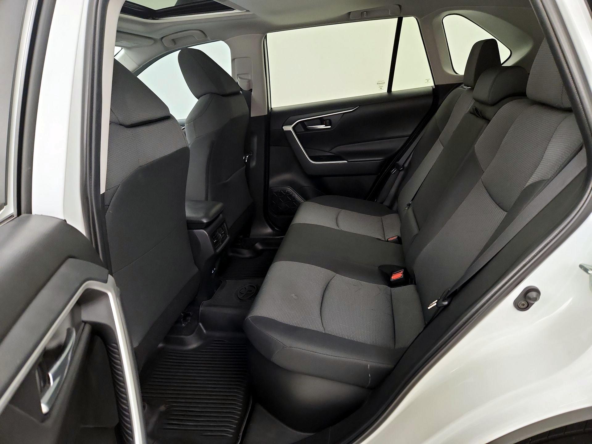 Thumbnail: 2024 Toyota RAV4 - 20