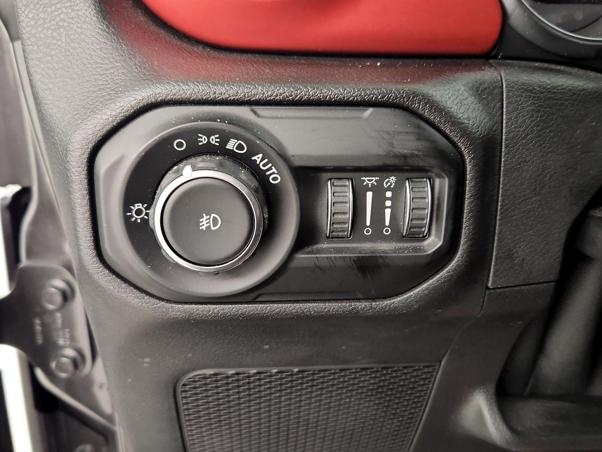 Thumbnail: 2021 Jeep Wrangler - 13