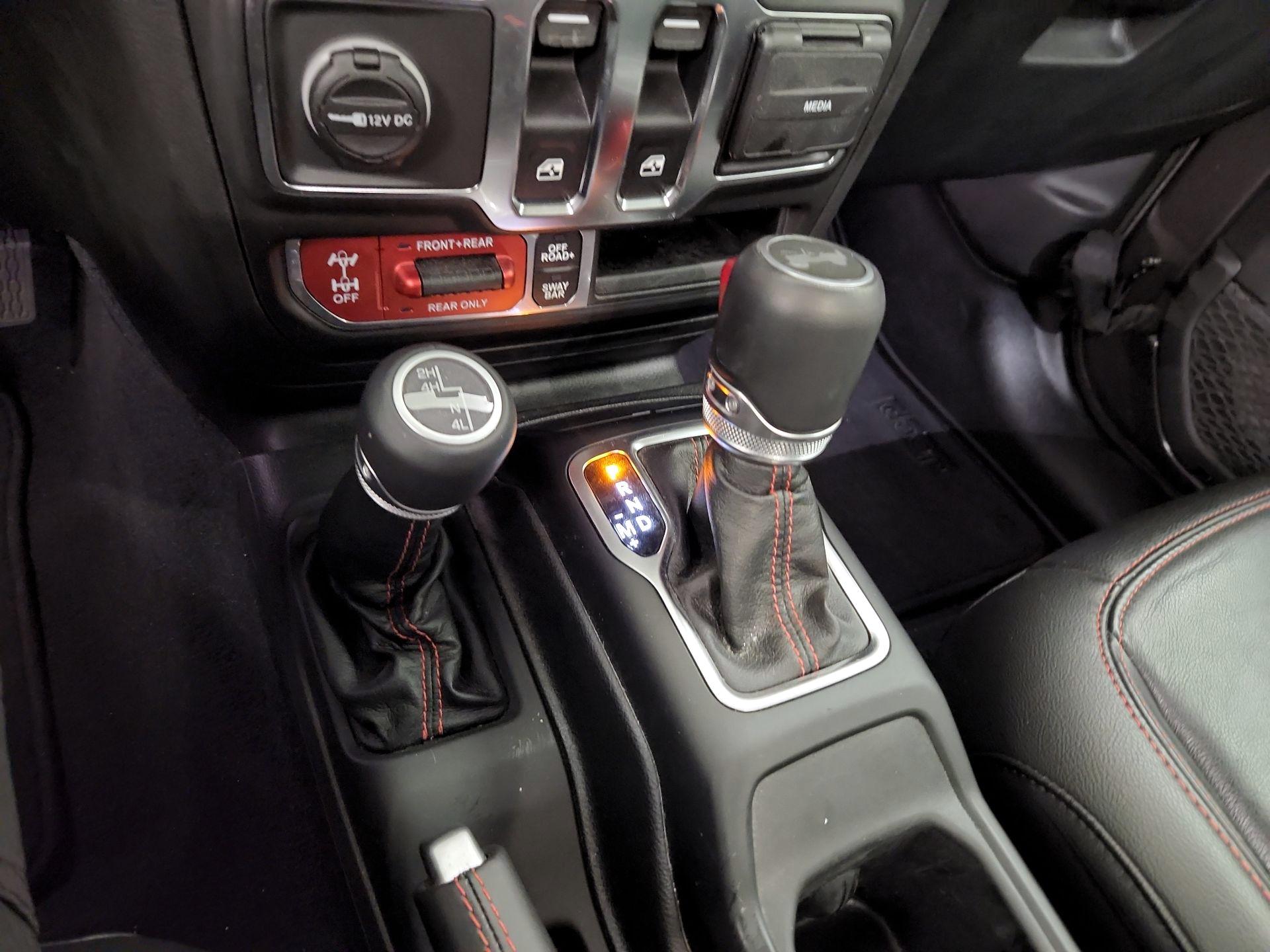 Thumbnail: 2021 Jeep Wrangler - 18