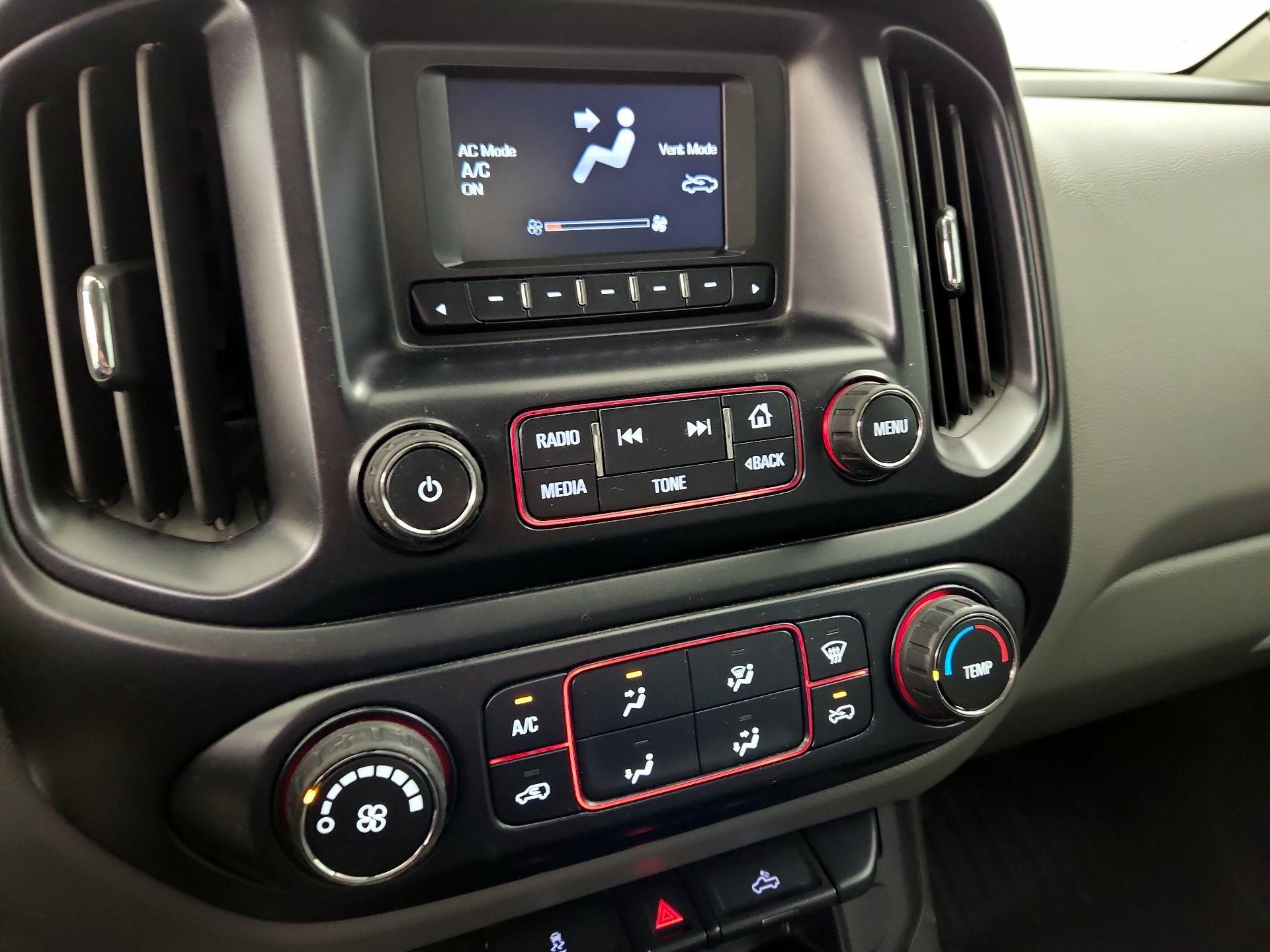 Thumbnail: 2016 GMC Canyon - 16
