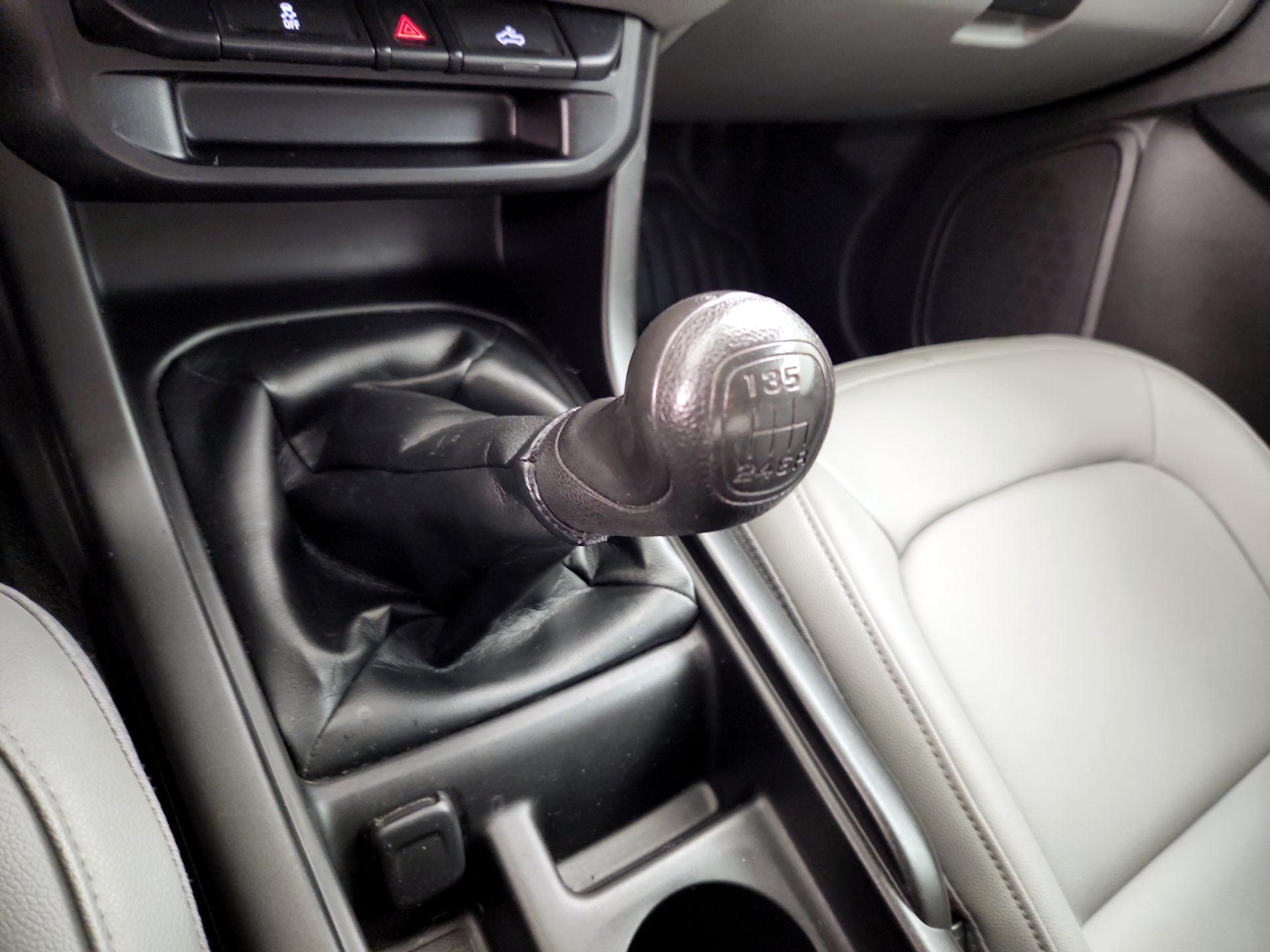 Thumbnail: 2016 GMC Canyon - 17