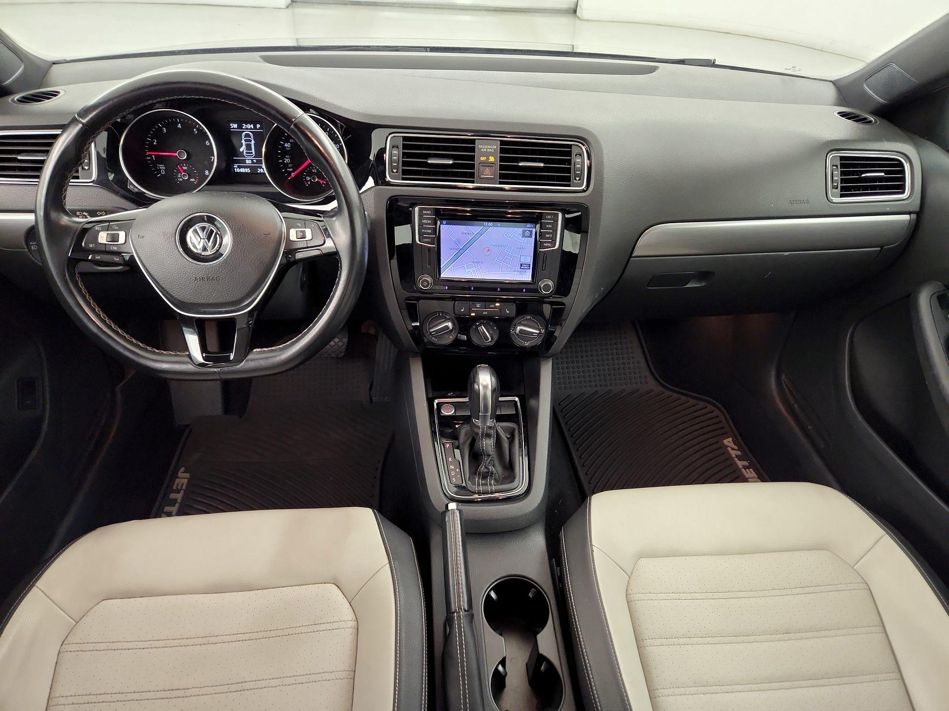 Thumbnail: 2016 Volkswagen Jetta - 9