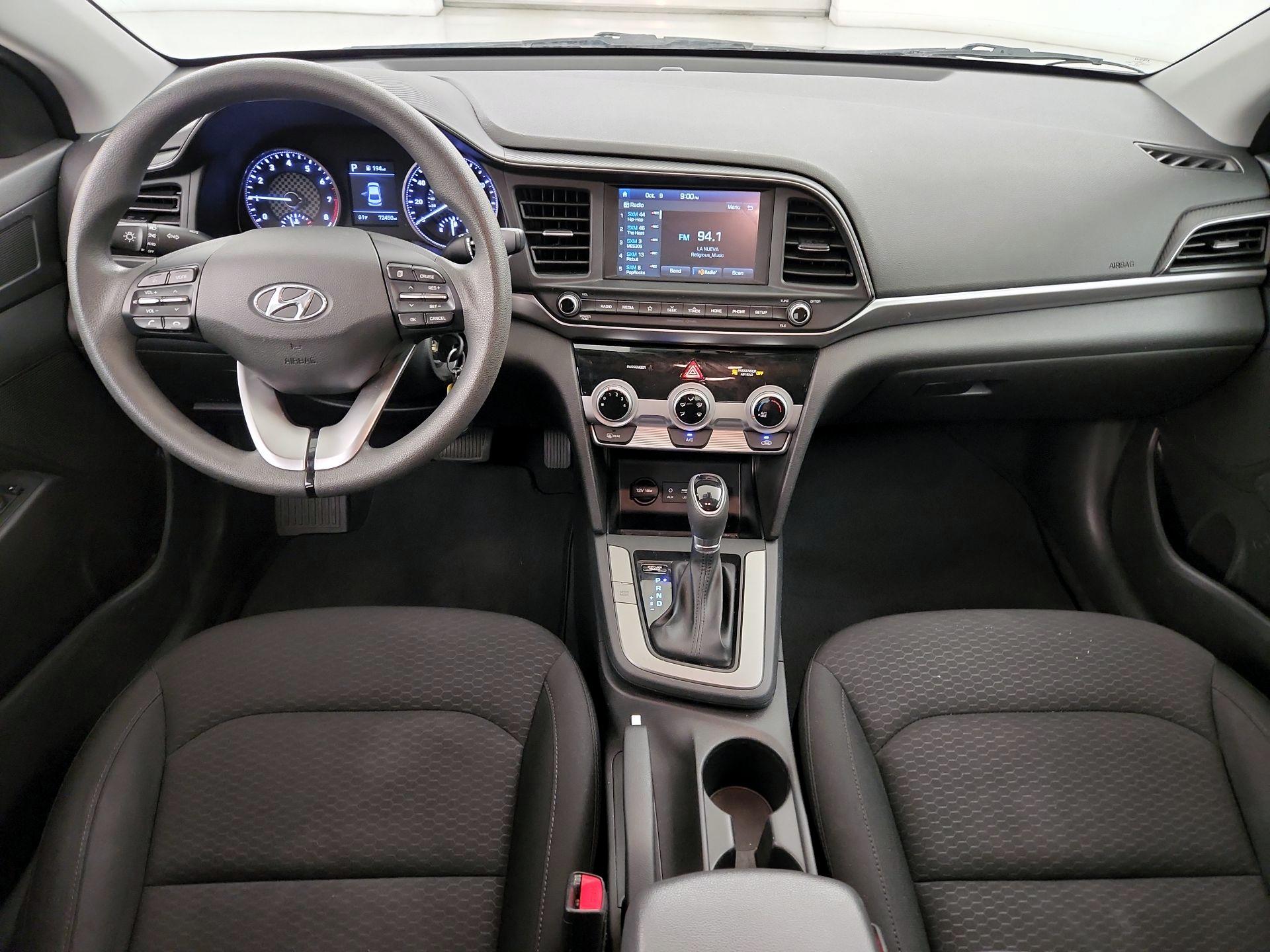 Thumbnail: 2019 Hyundai Elantra - 9