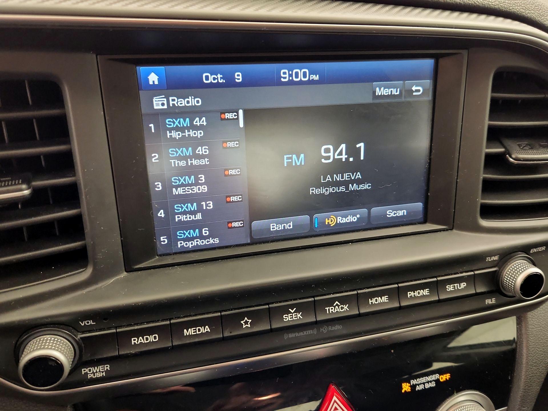 Thumbnail: 2019 Hyundai Elantra - 15