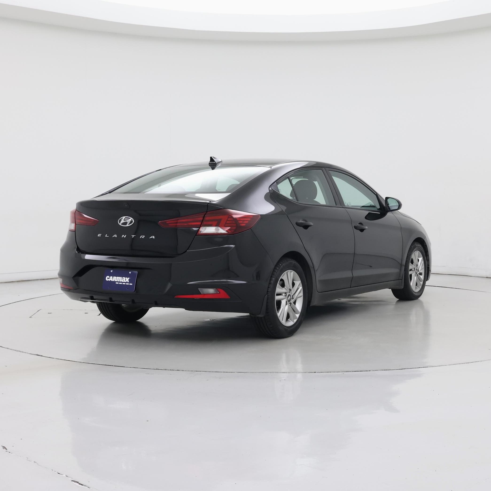 Thumbnail: 2019 Hyundai Elantra - 8