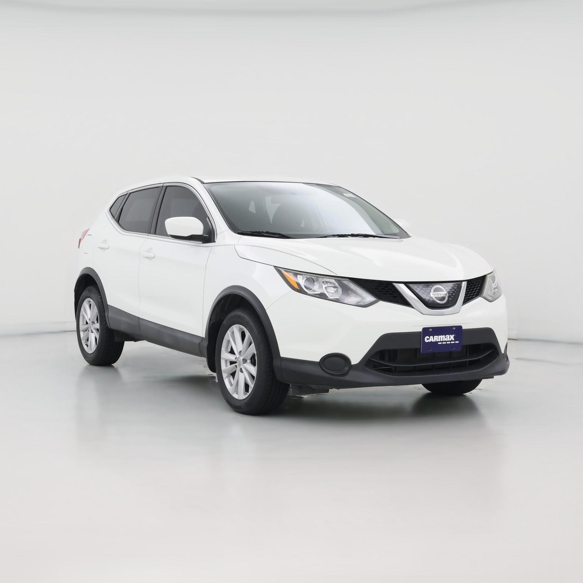 Thumbnail: 2018 Nissan Rogue Sport - 1