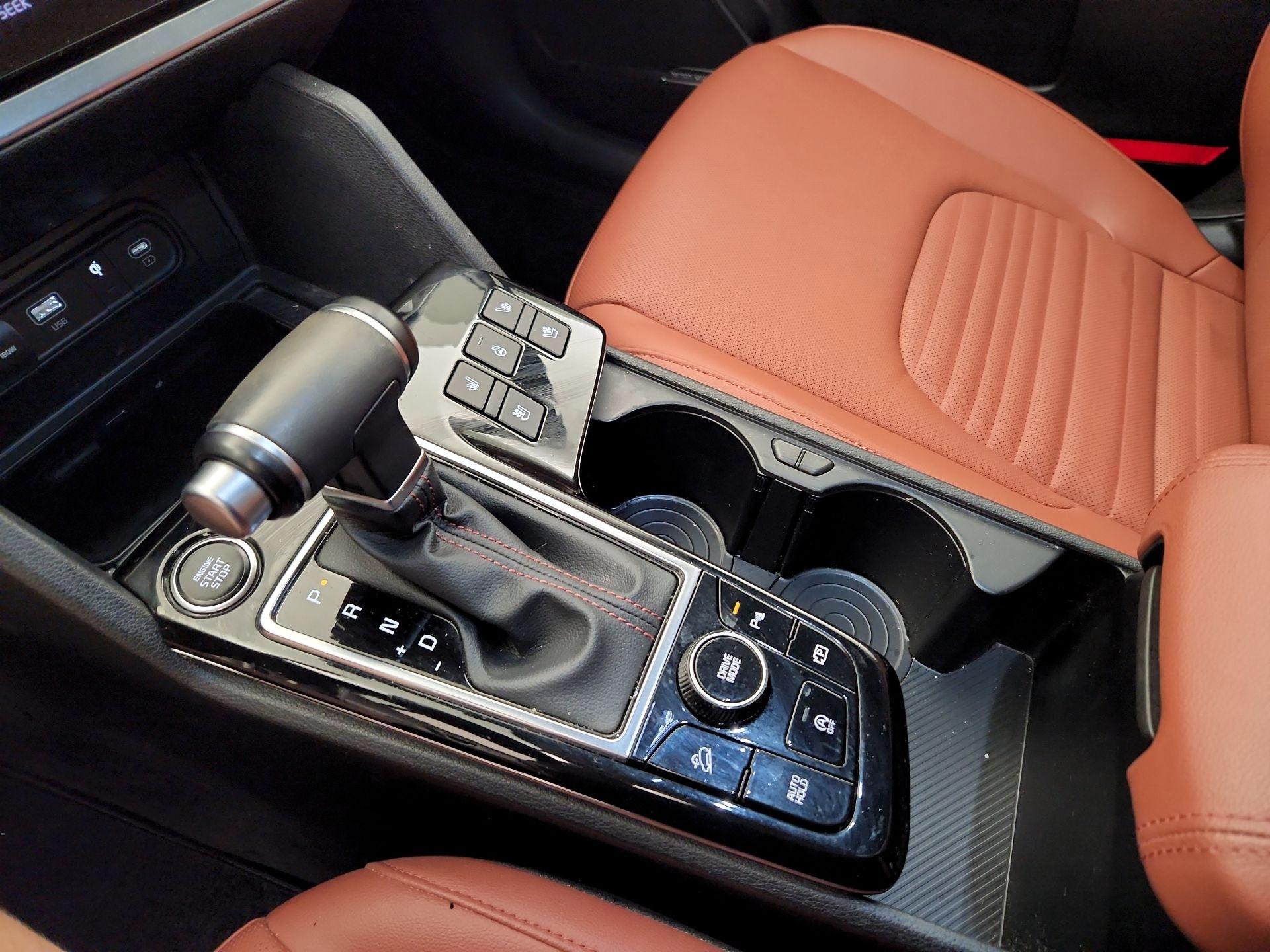 Thumbnail: 2023 Kia Sportage - 18