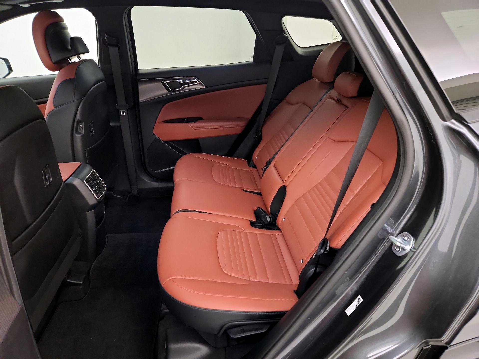 Thumbnail: 2023 Kia Sportage - 20