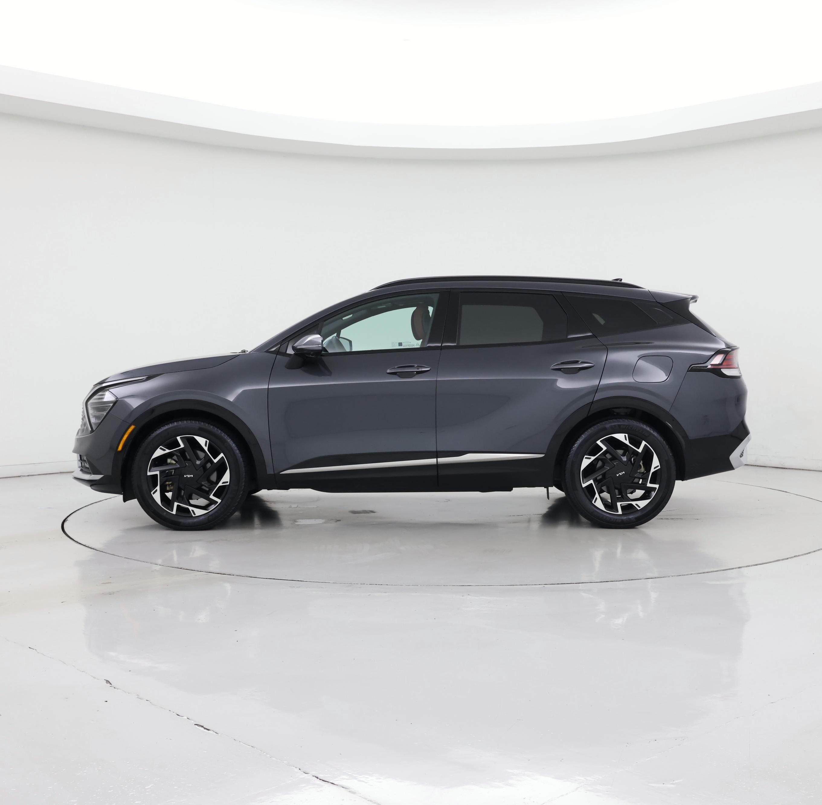 Thumbnail: 2023 Kia Sportage - 3