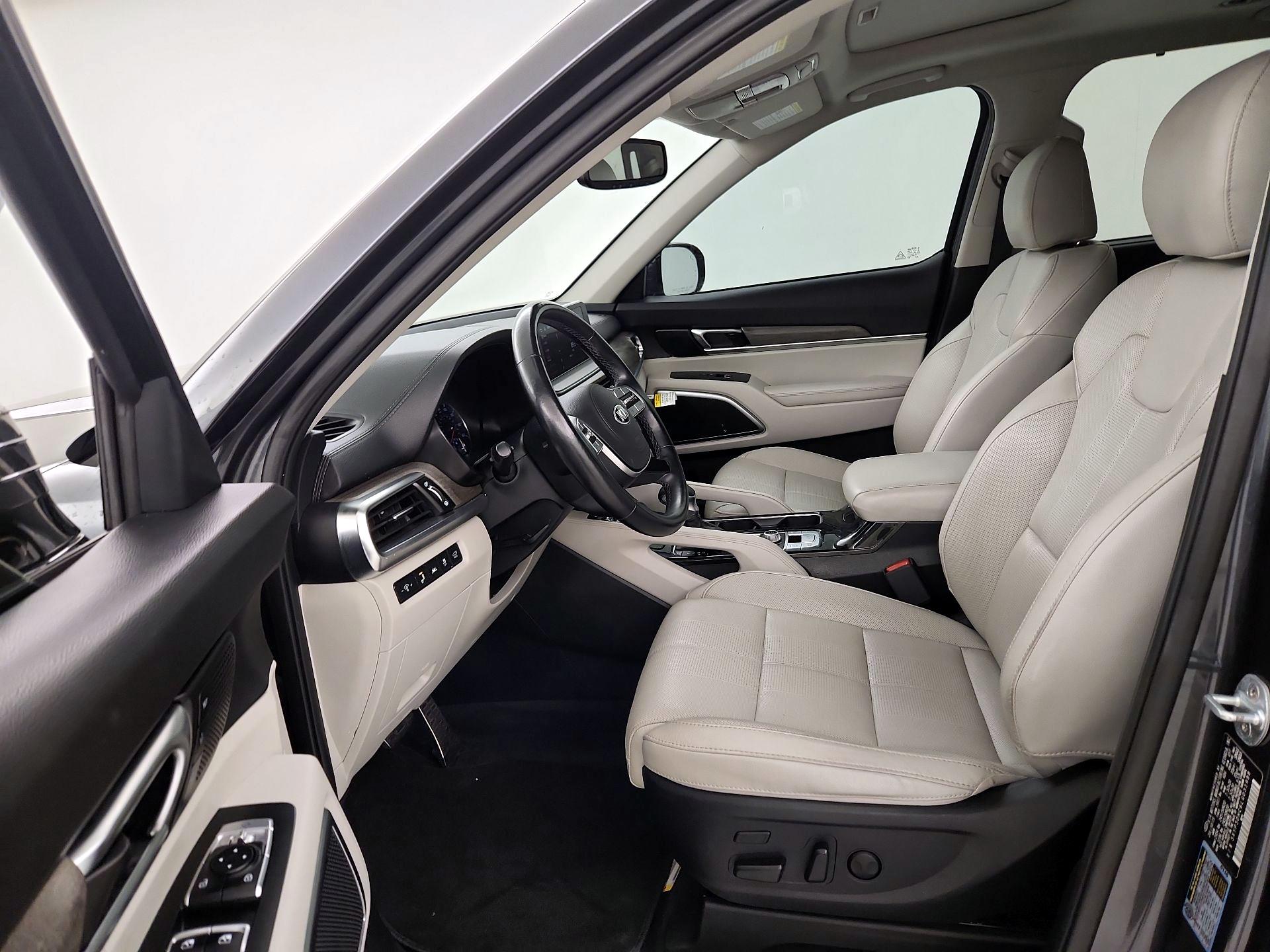Thumbnail: 2020 Kia Telluride - 11