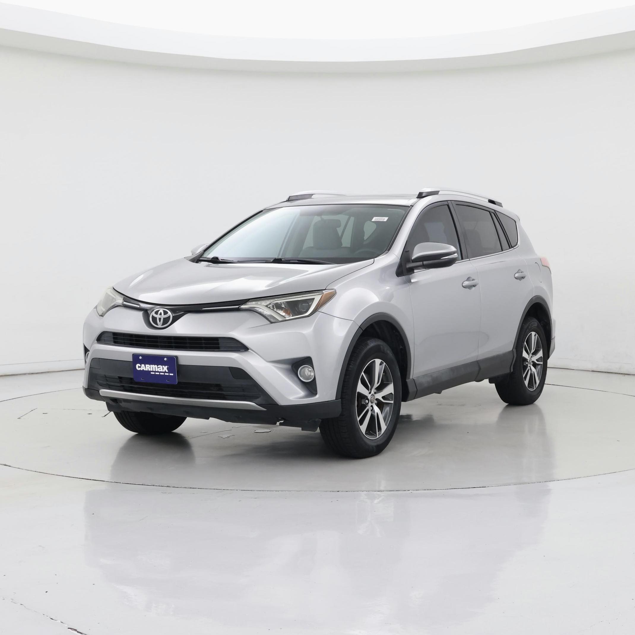 Thumbnail: 2016 Toyota RAV4 - 4