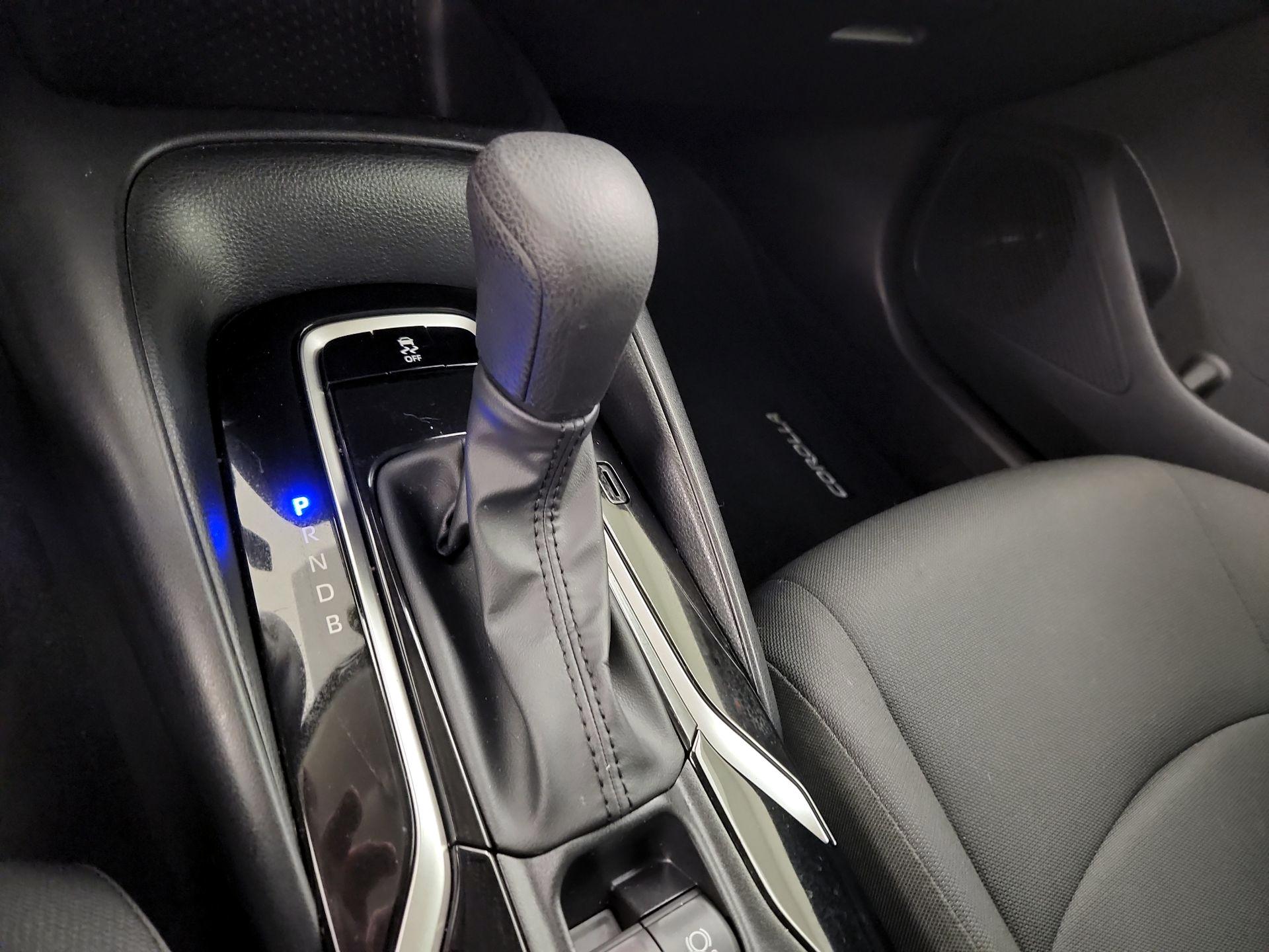 Thumbnail: 2022 Toyota Corolla - 17