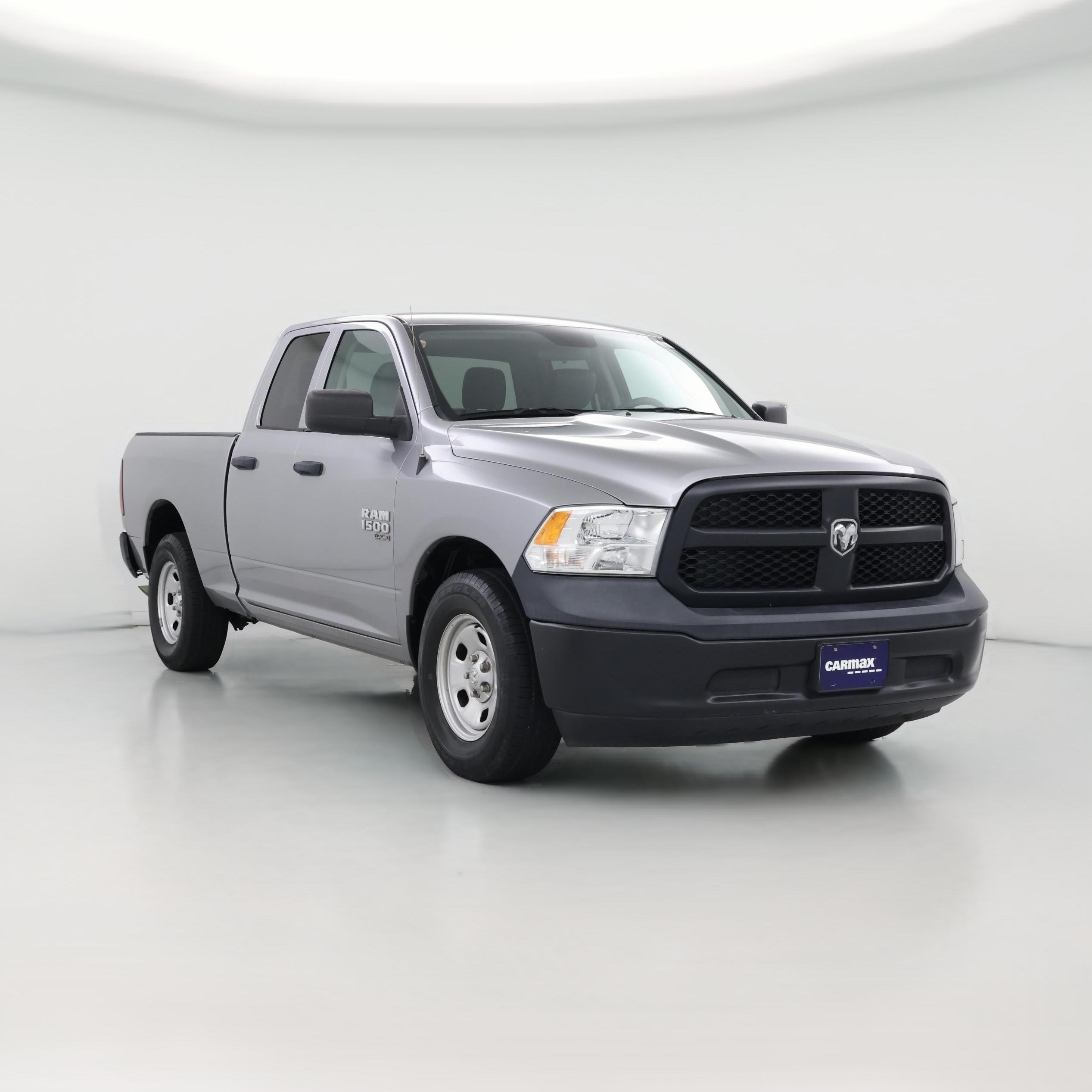 Thumbnail: 2021 RAM 1500 Classic - 1