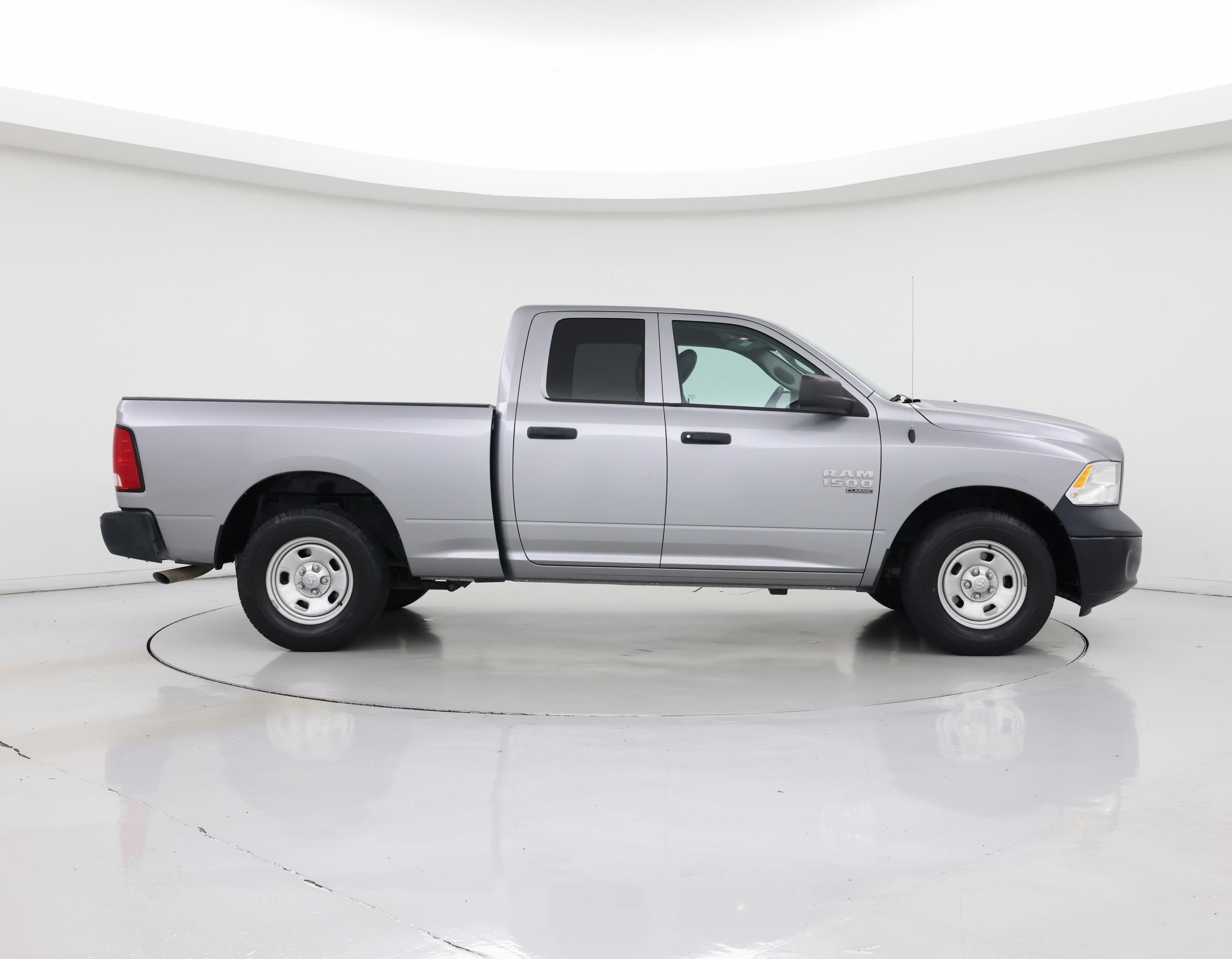 Thumbnail: 2021 RAM 1500 Classic - 7