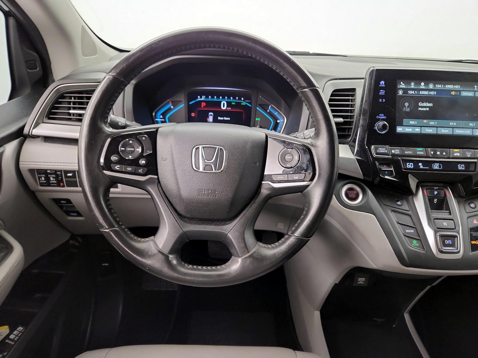 Thumbnail: 2018 Honda Odyssey - 10