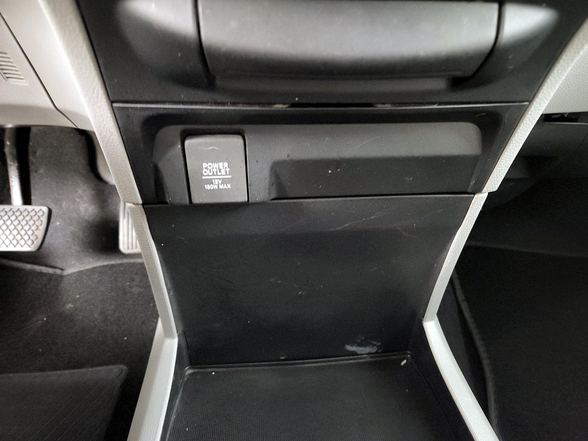 Thumbnail: 2018 Honda Odyssey - 18
