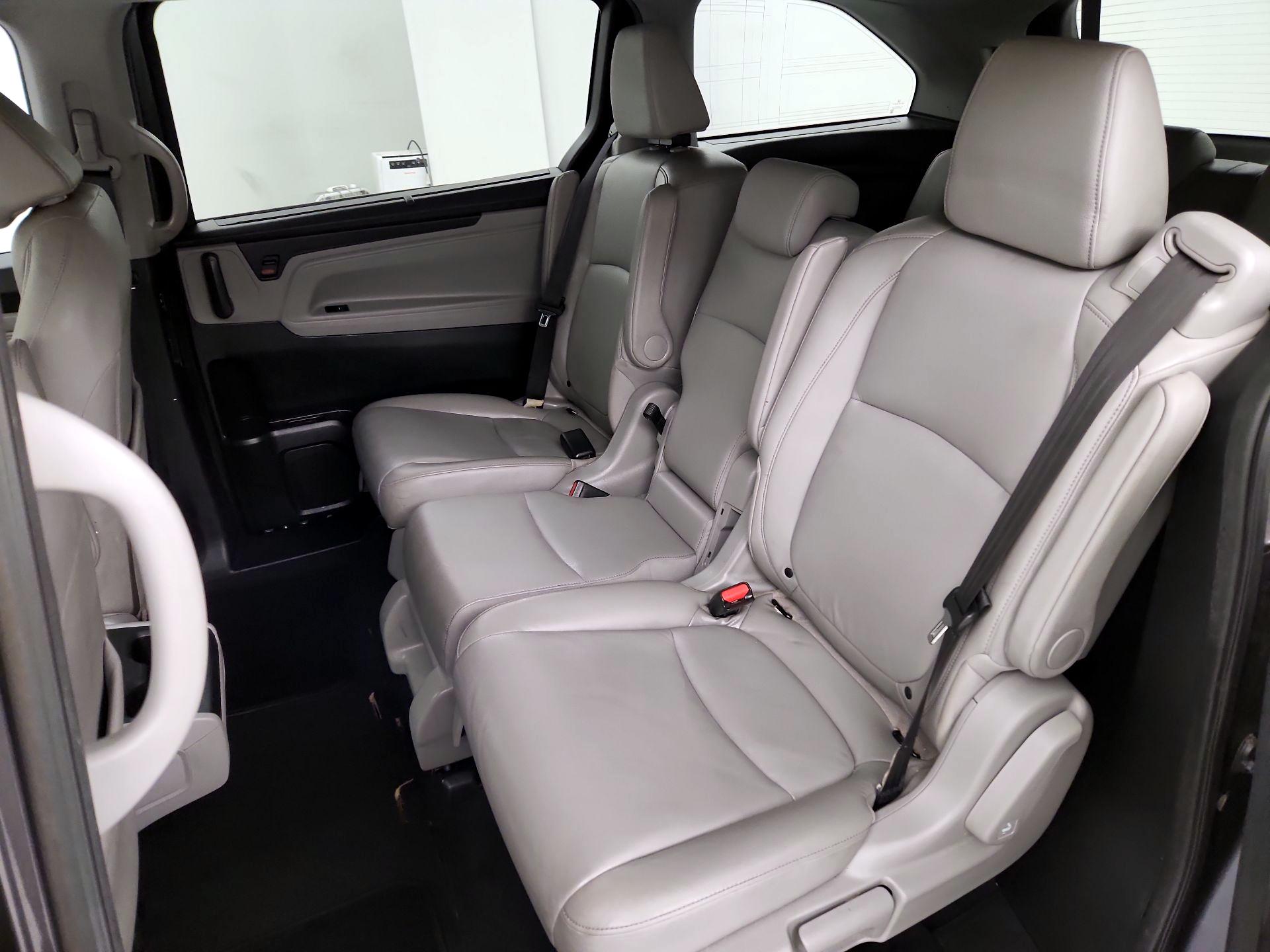 Thumbnail: 2018 Honda Odyssey - 19