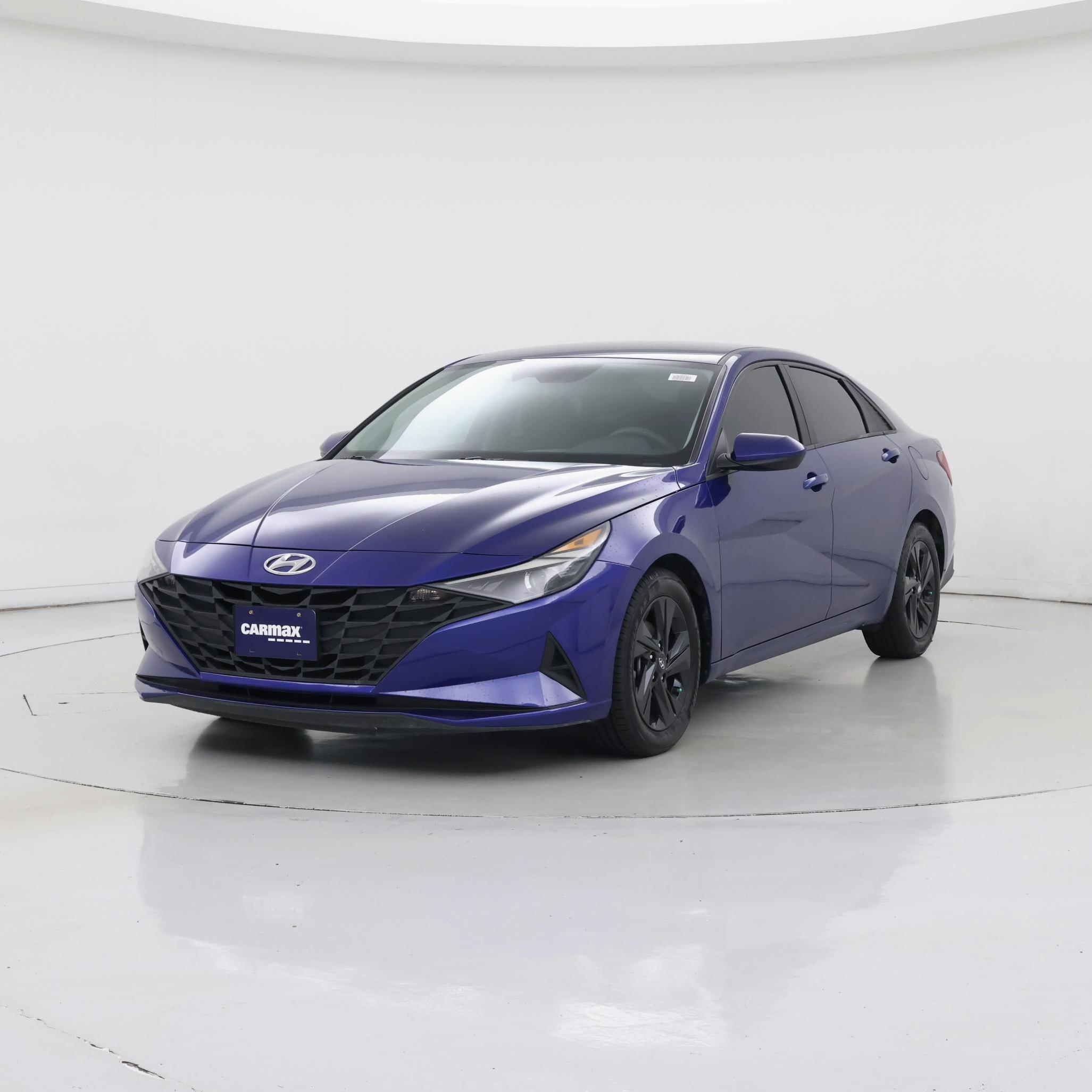 Thumbnail: 2023 Hyundai Elantra - 4