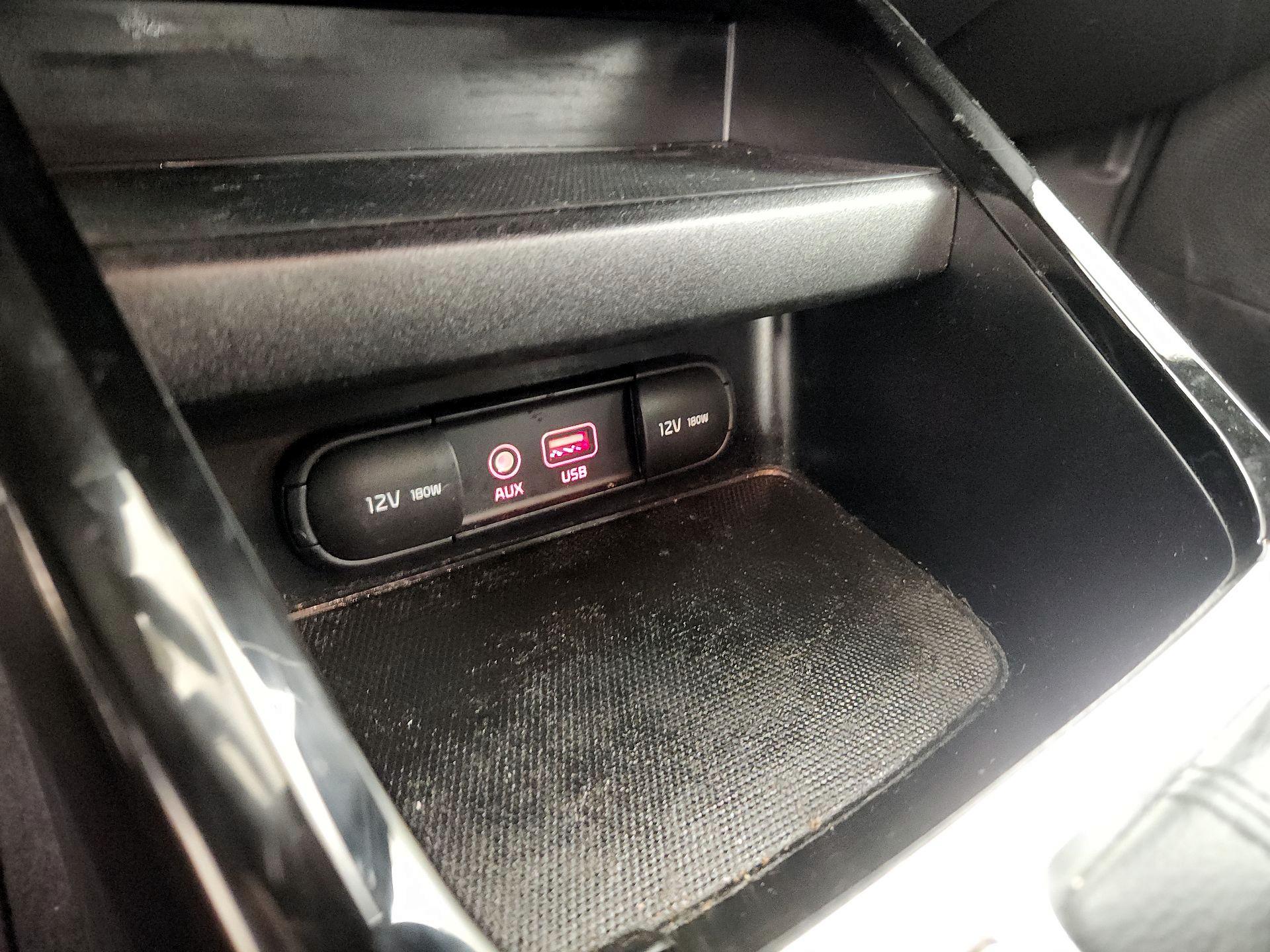 Thumbnail: 2021 Kia Forte - 18