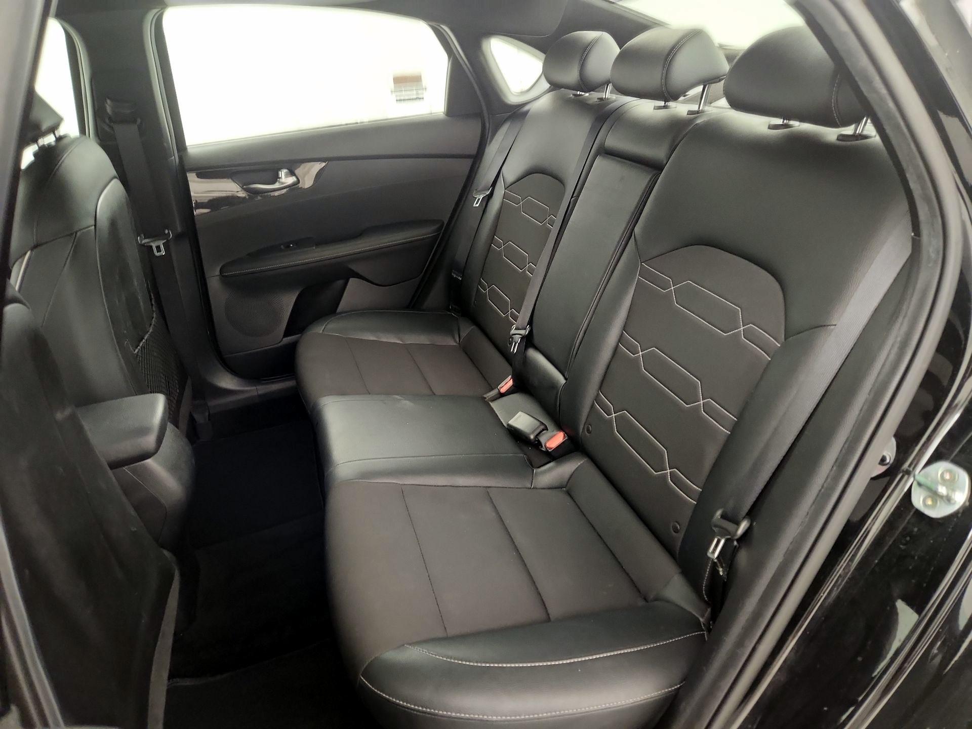 Thumbnail: 2021 Kia Forte - 19