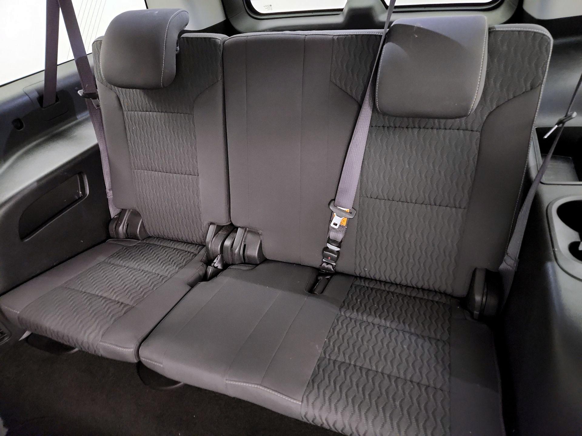 Thumbnail: 2017 Chevrolet Suburban - 20