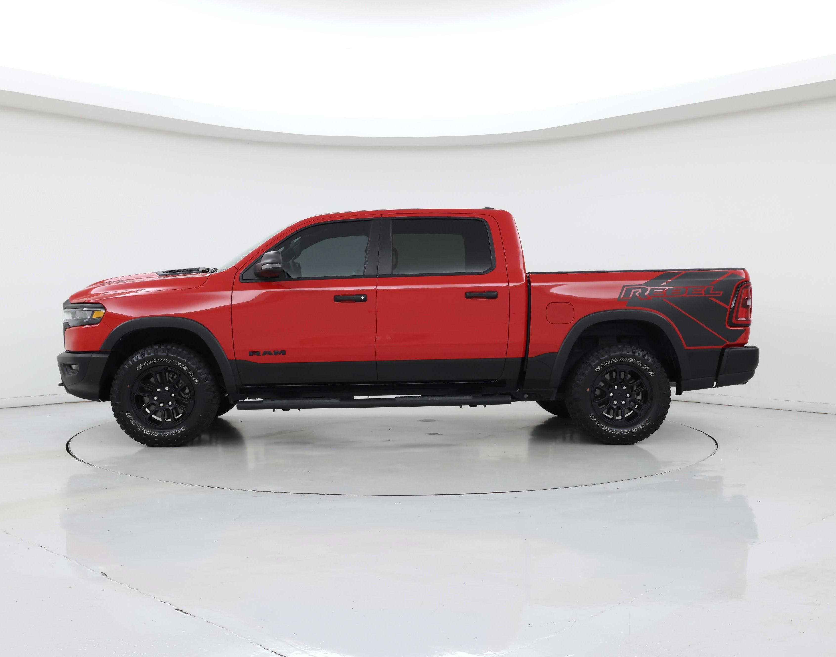 Thumbnail: 2025 RAM 1500 - 3