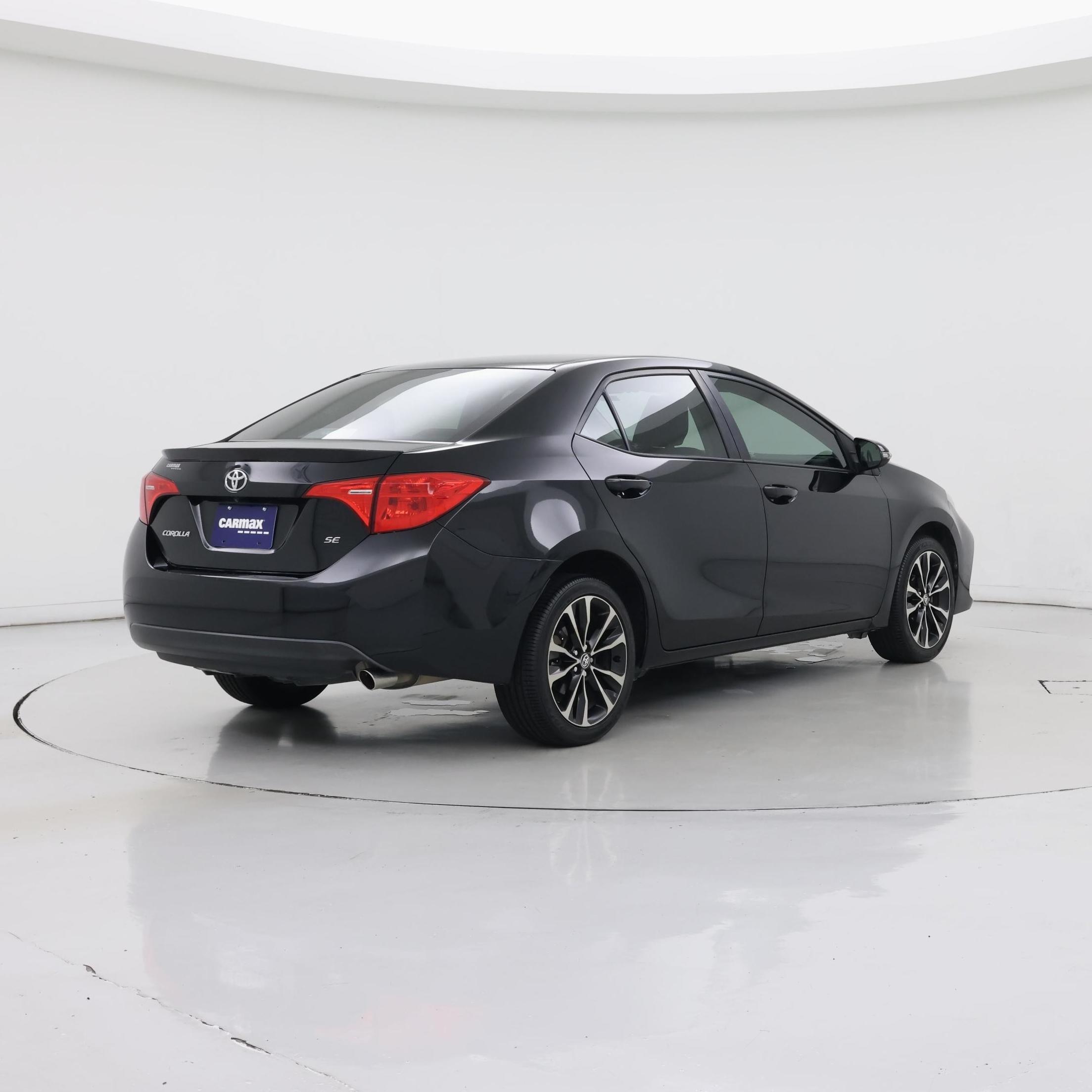 Thumbnail: 2018 Toyota Corolla - 8