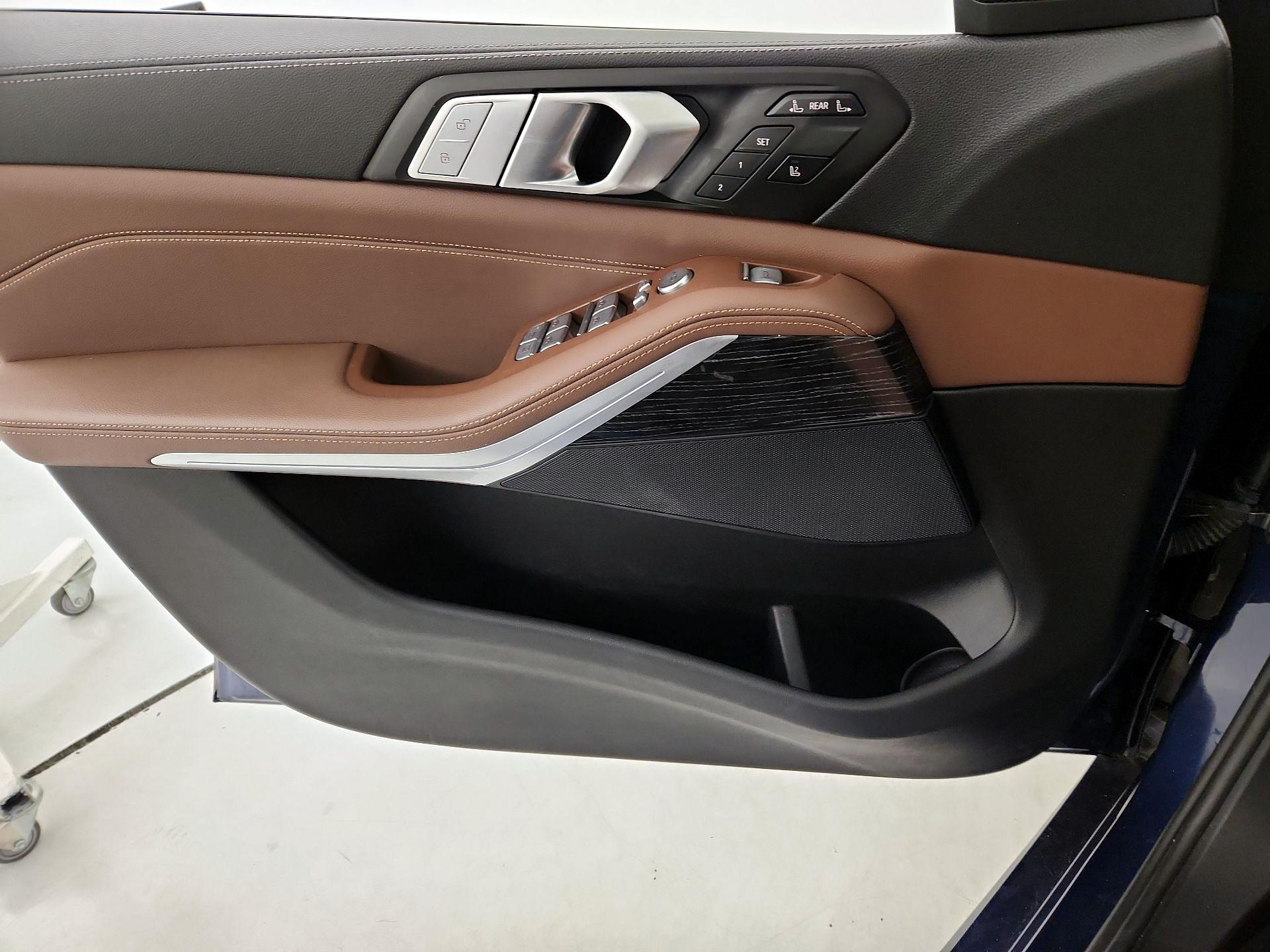 Thumbnail: 2022 BMW X7 - 12