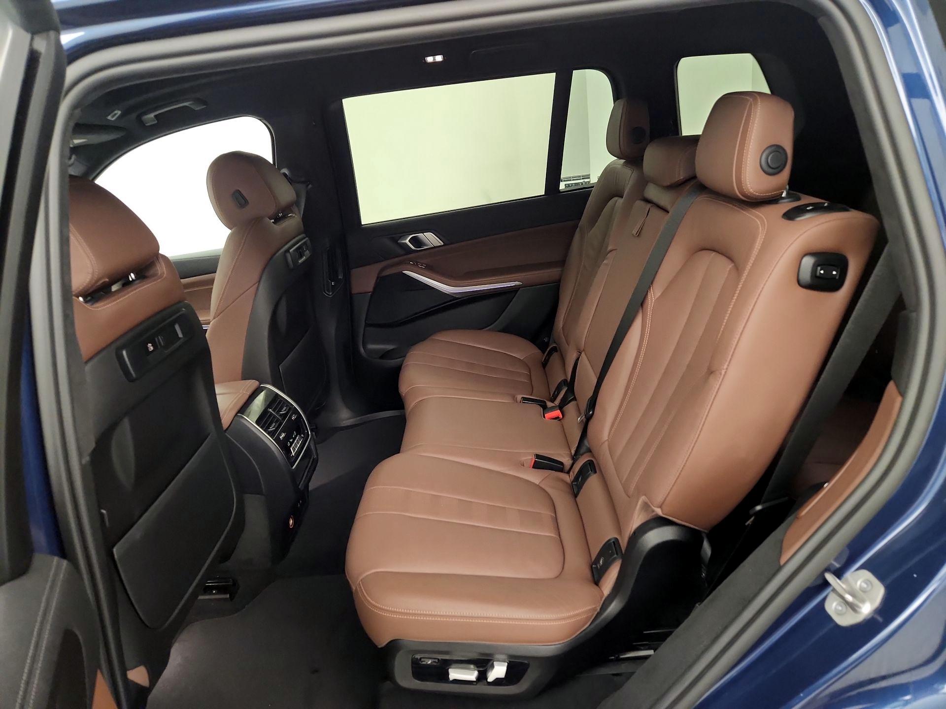 Thumbnail: 2022 BMW X7 - 20