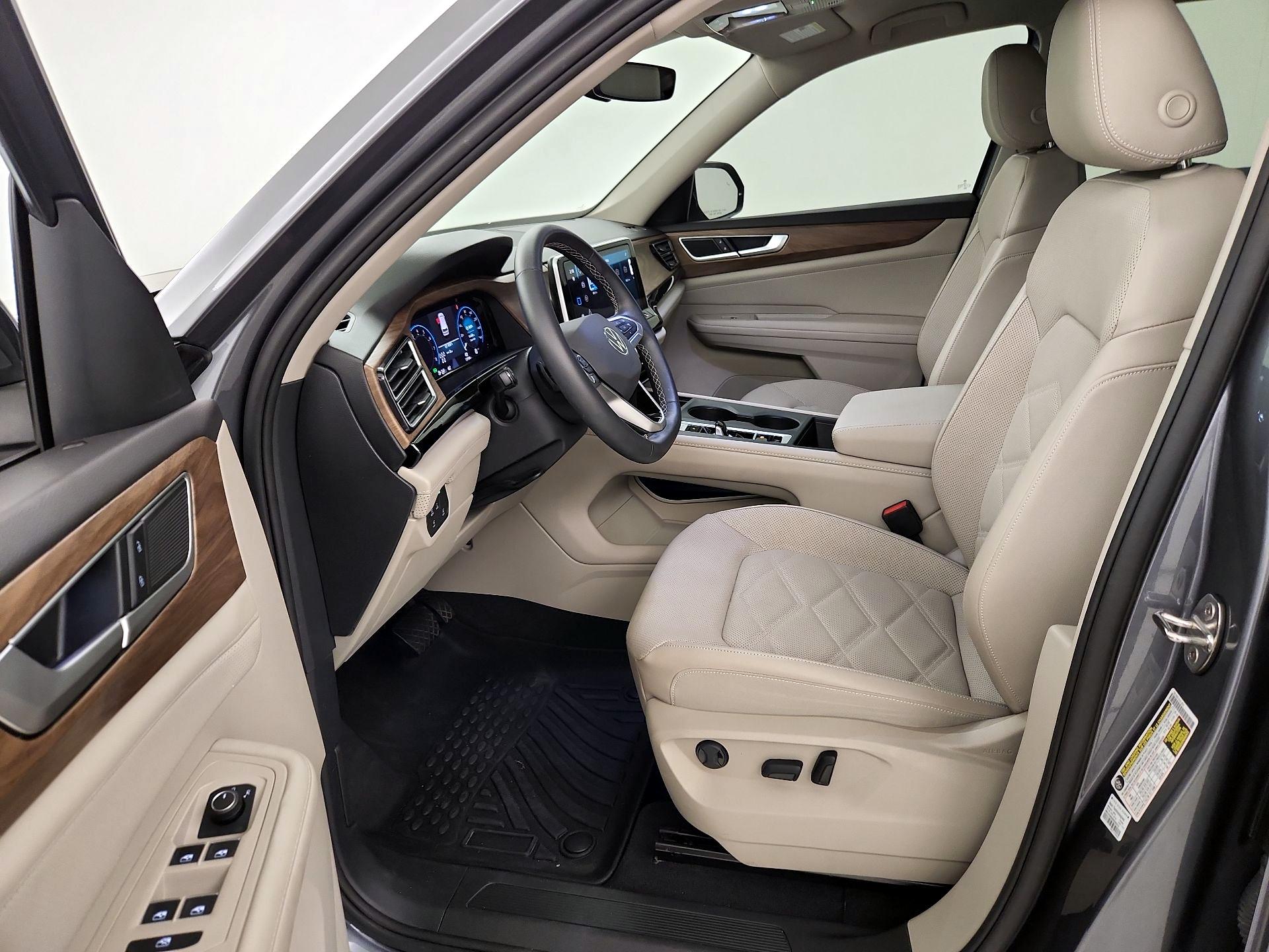 Thumbnail: 2024 Volkswagen Atlas - 11