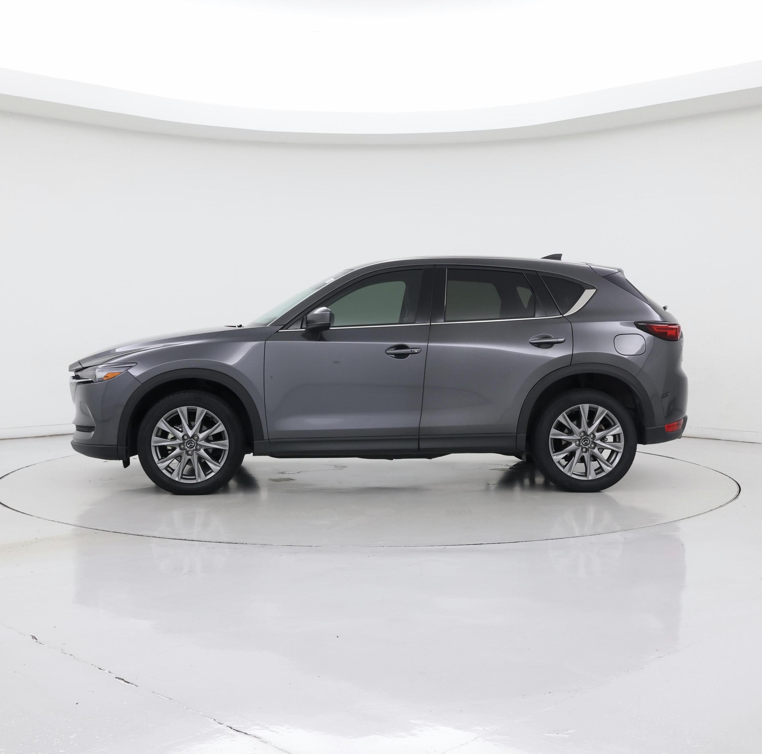 Thumbnail: 2021 Mazda CX-5 - 3