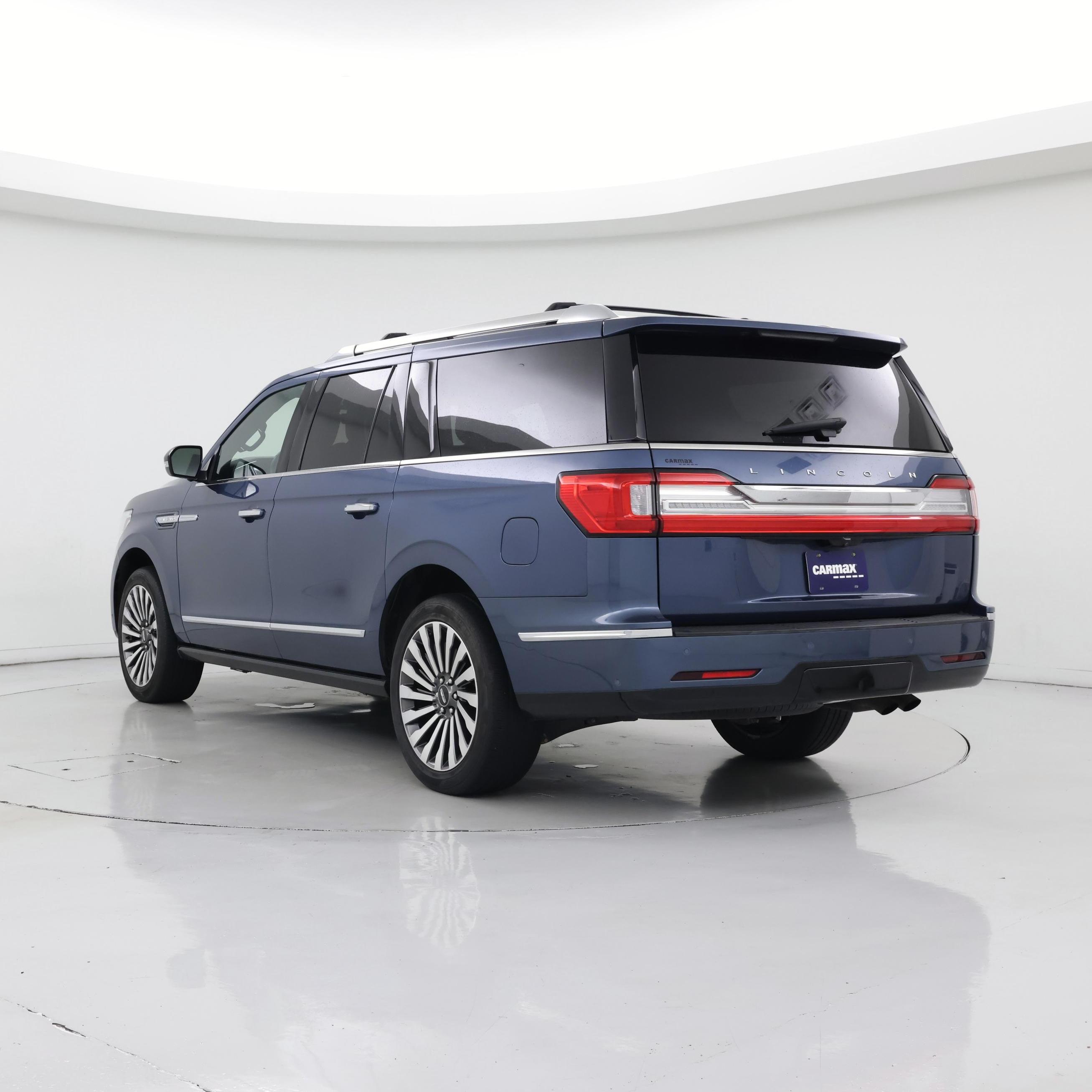 Thumbnail: 2019 Lincoln Navigator L - 2