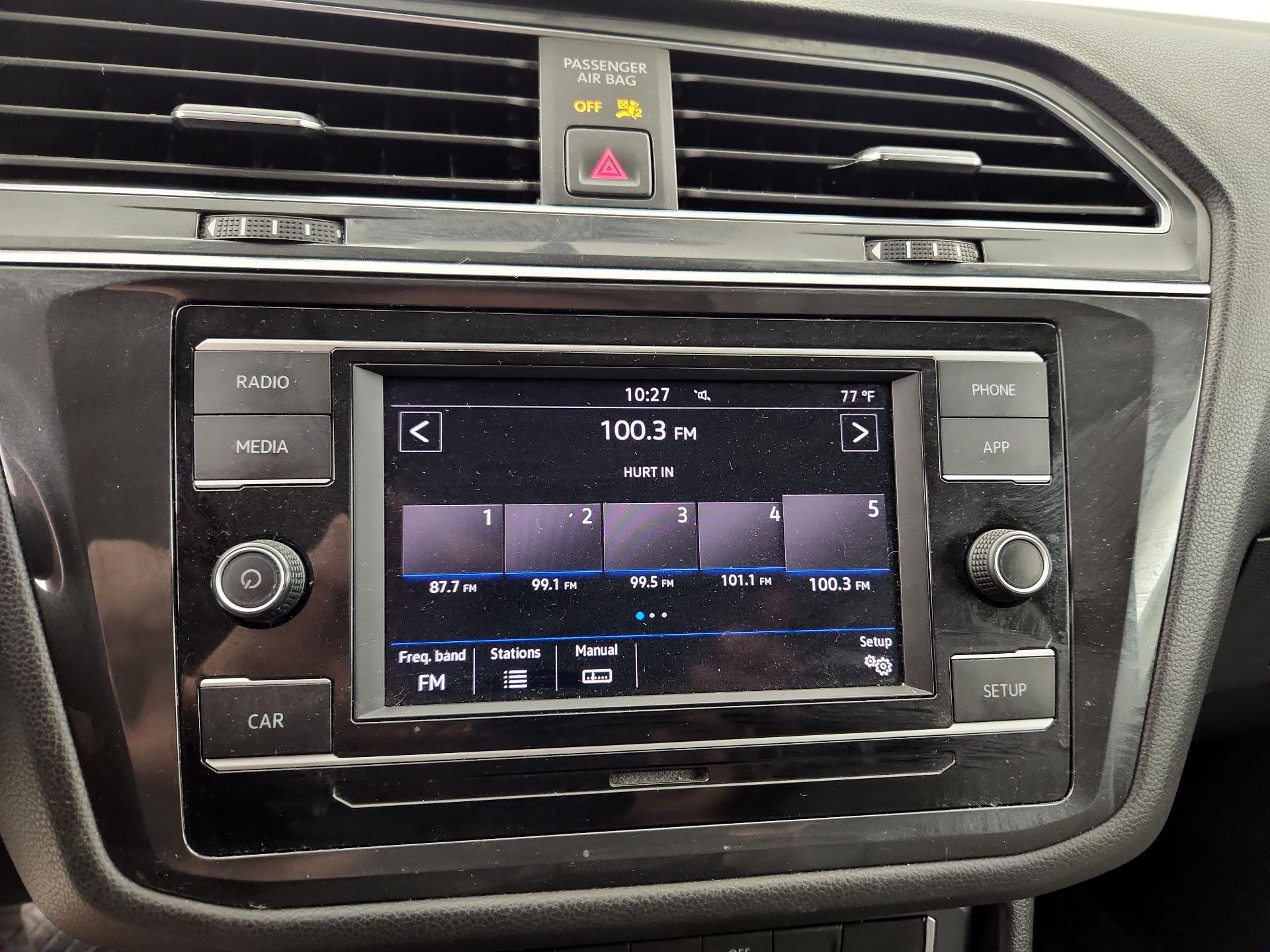 Thumbnail: 2019 Volkswagen Tiguan - 15