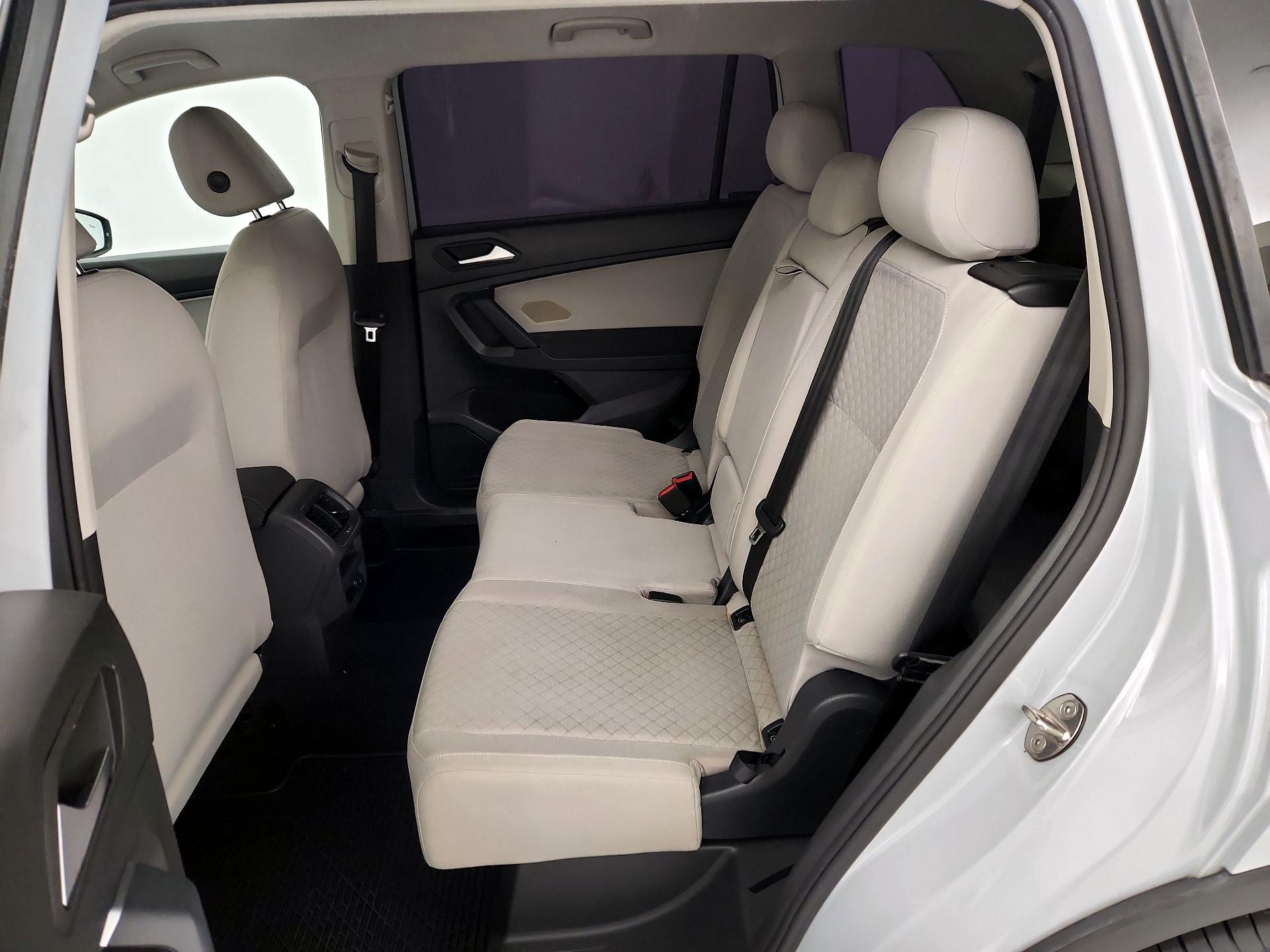 Thumbnail: 2019 Volkswagen Tiguan - 20