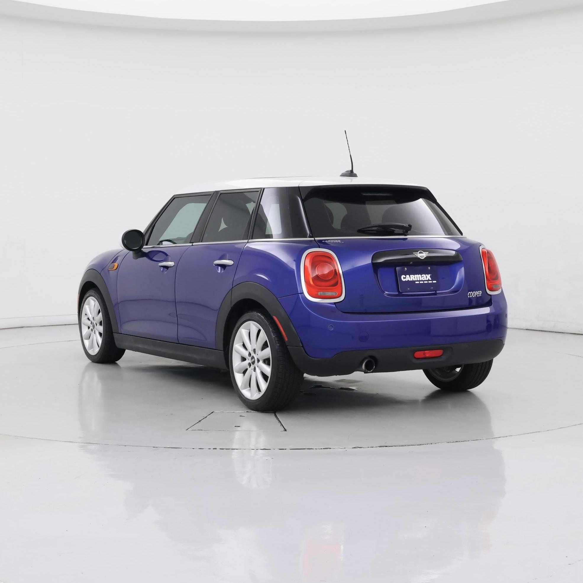 Thumbnail: 2019 MINI Cooper Hardtop - 2