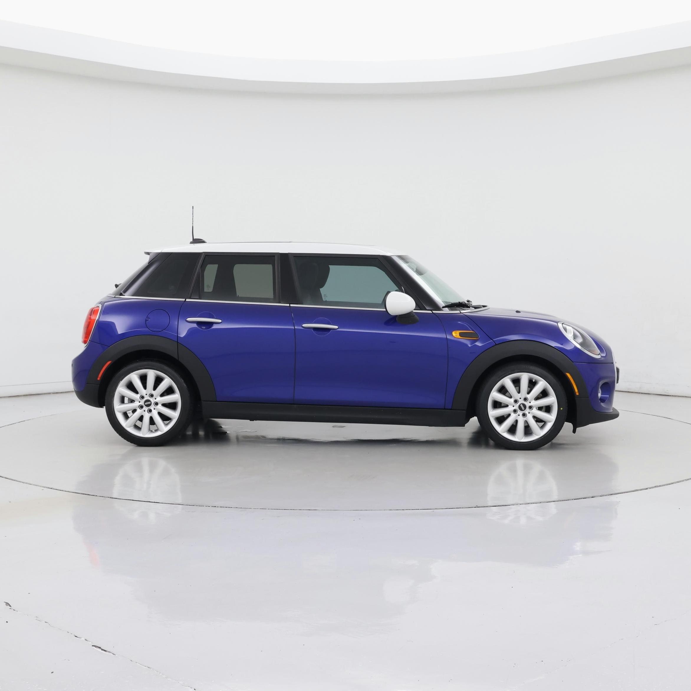 Thumbnail: 2019 MINI Cooper Hardtop - 7