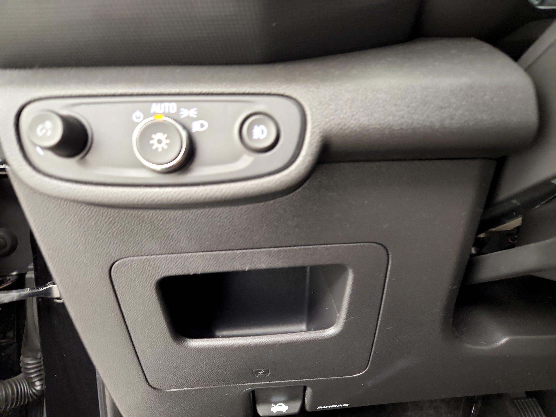 Thumbnail: 2023 Chevrolet TrailBlazer - 13