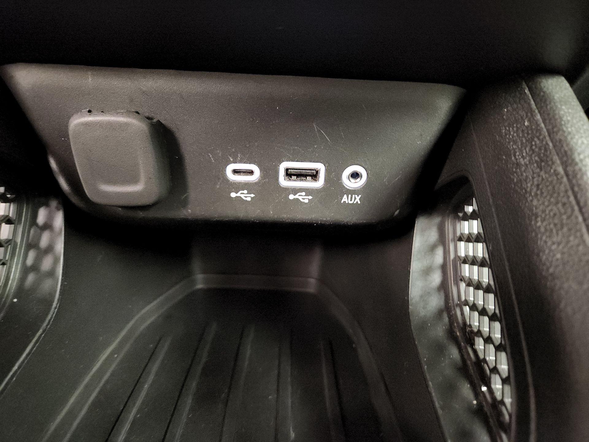 Thumbnail: 2023 Chevrolet TrailBlazer - 18