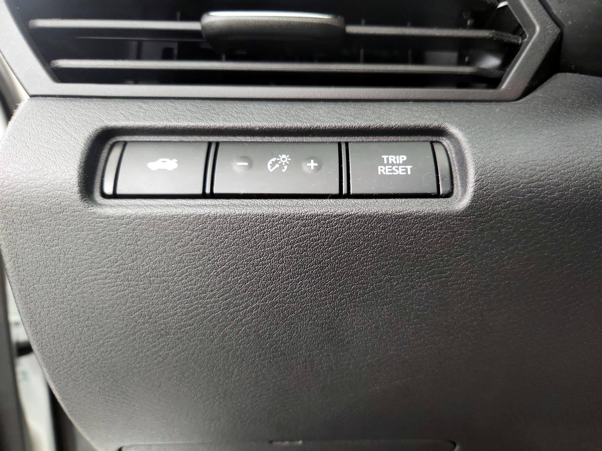 Thumbnail: 2021 Nissan Altima - 13