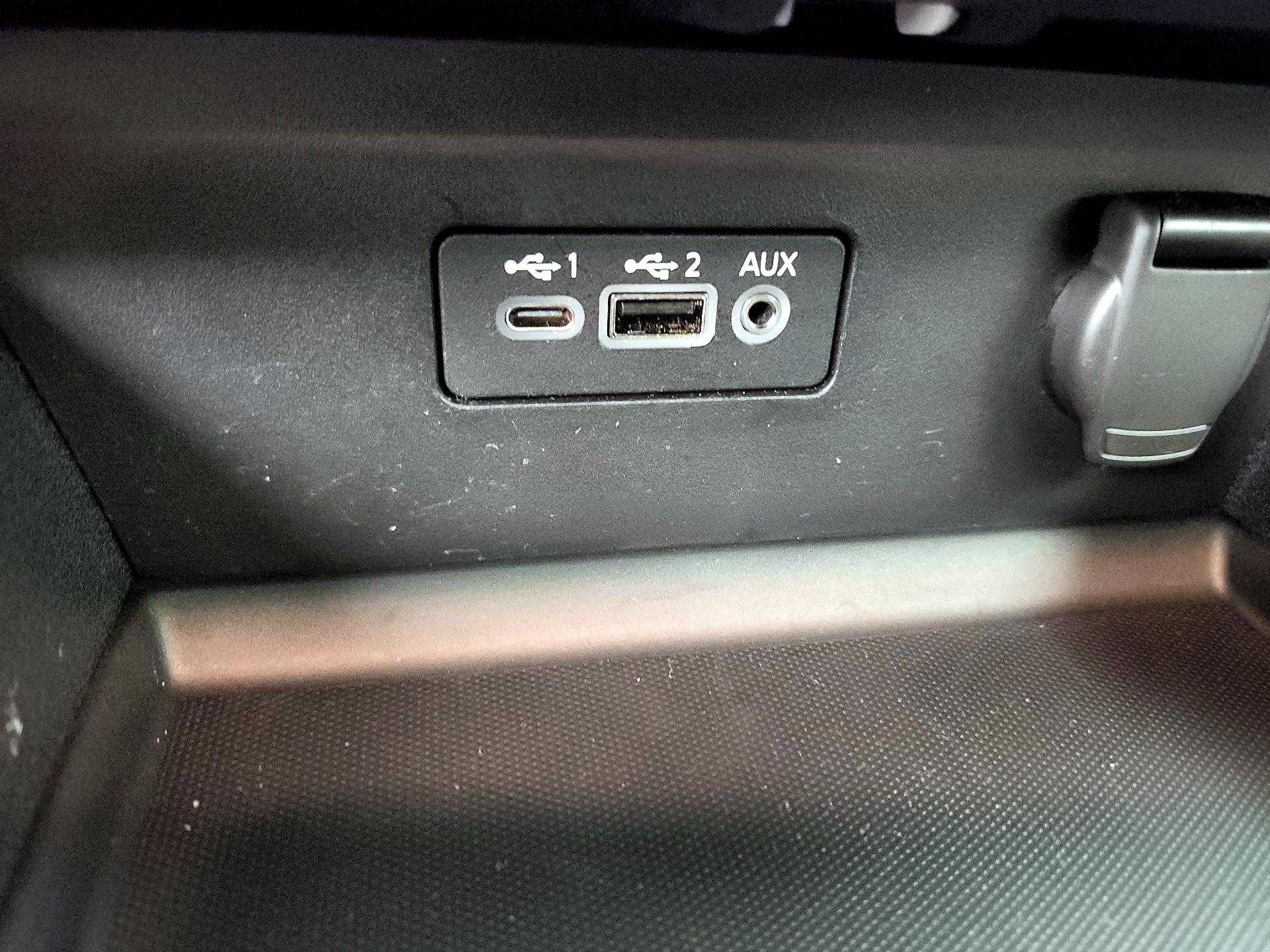 Thumbnail: 2021 Nissan Altima - 18