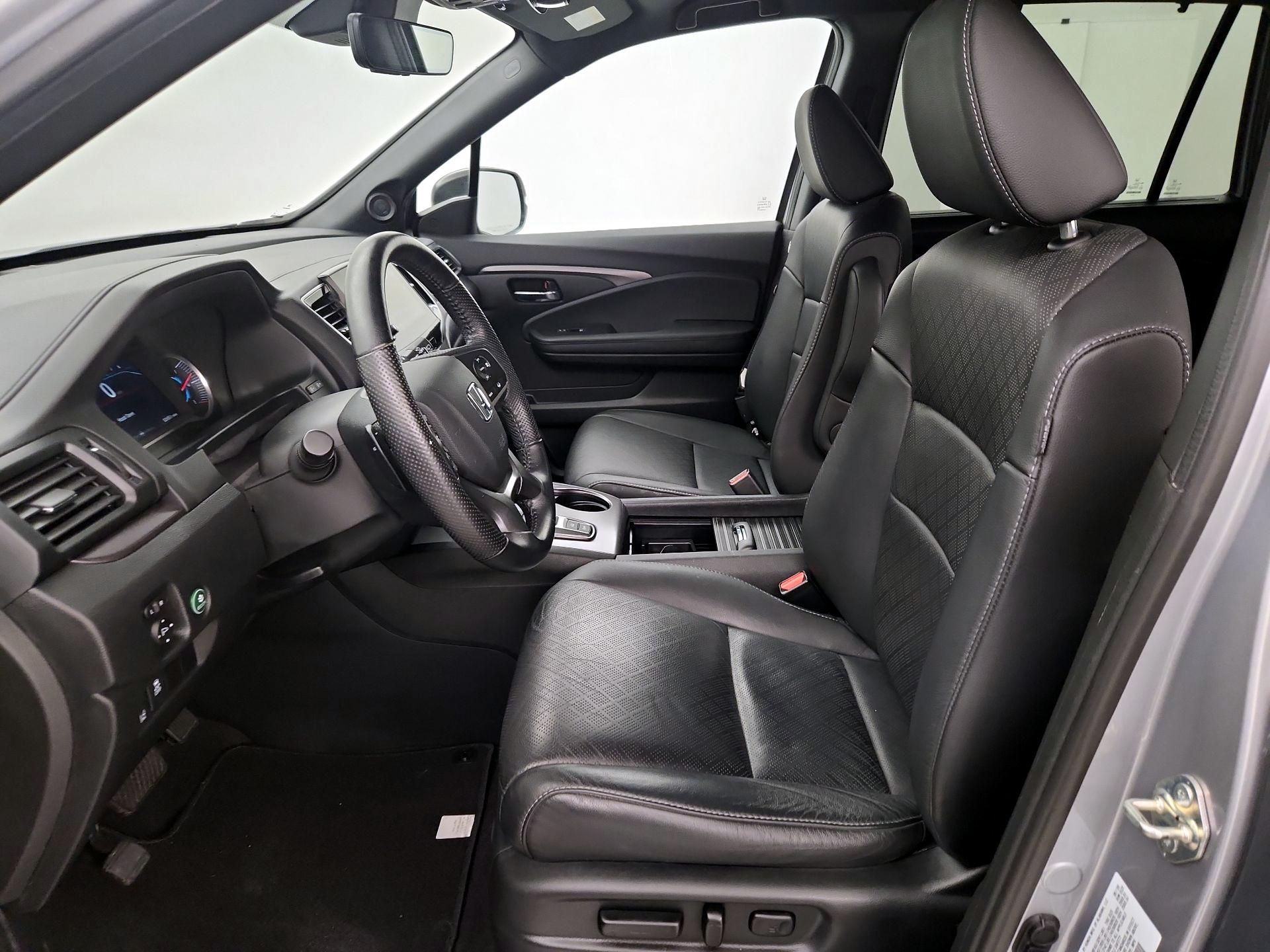 Thumbnail: 2020 Honda Passport - 11