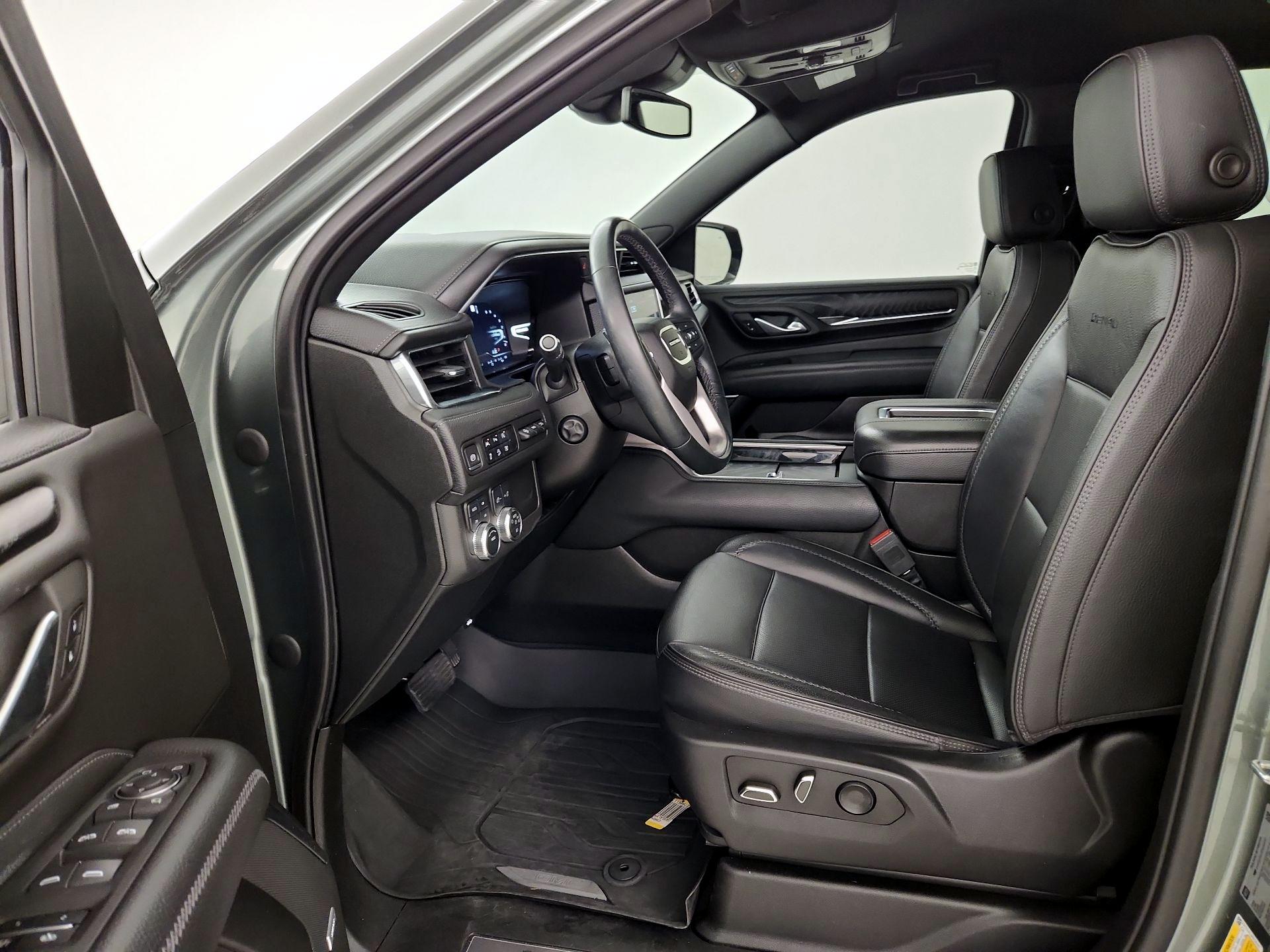 Thumbnail: 2023 GMC Yukon XL - 11