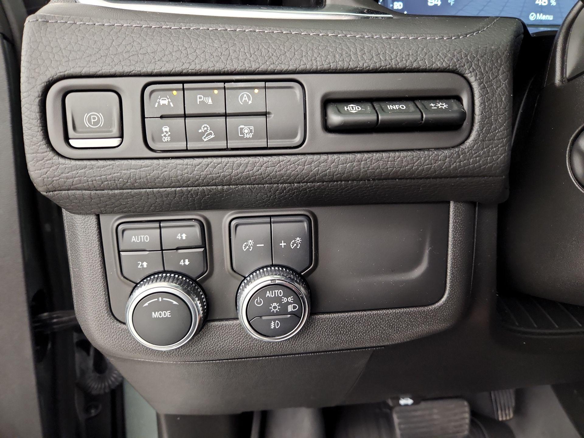 Thumbnail: 2023 GMC Yukon XL - 13
