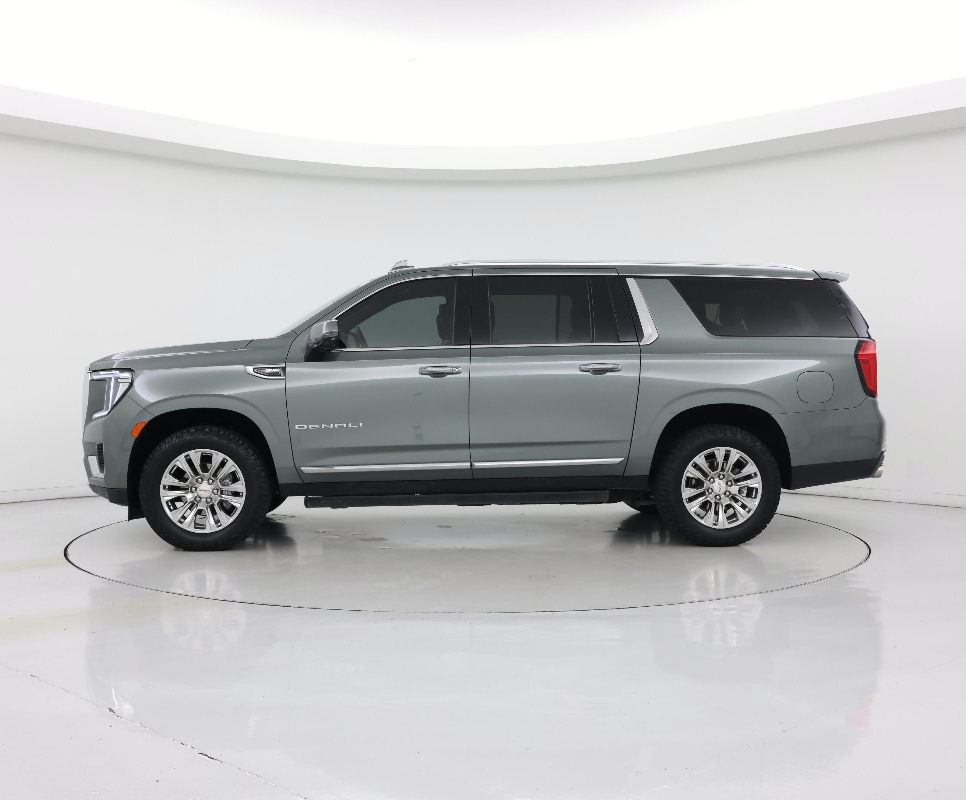 Thumbnail: 2023 GMC Yukon XL - 3