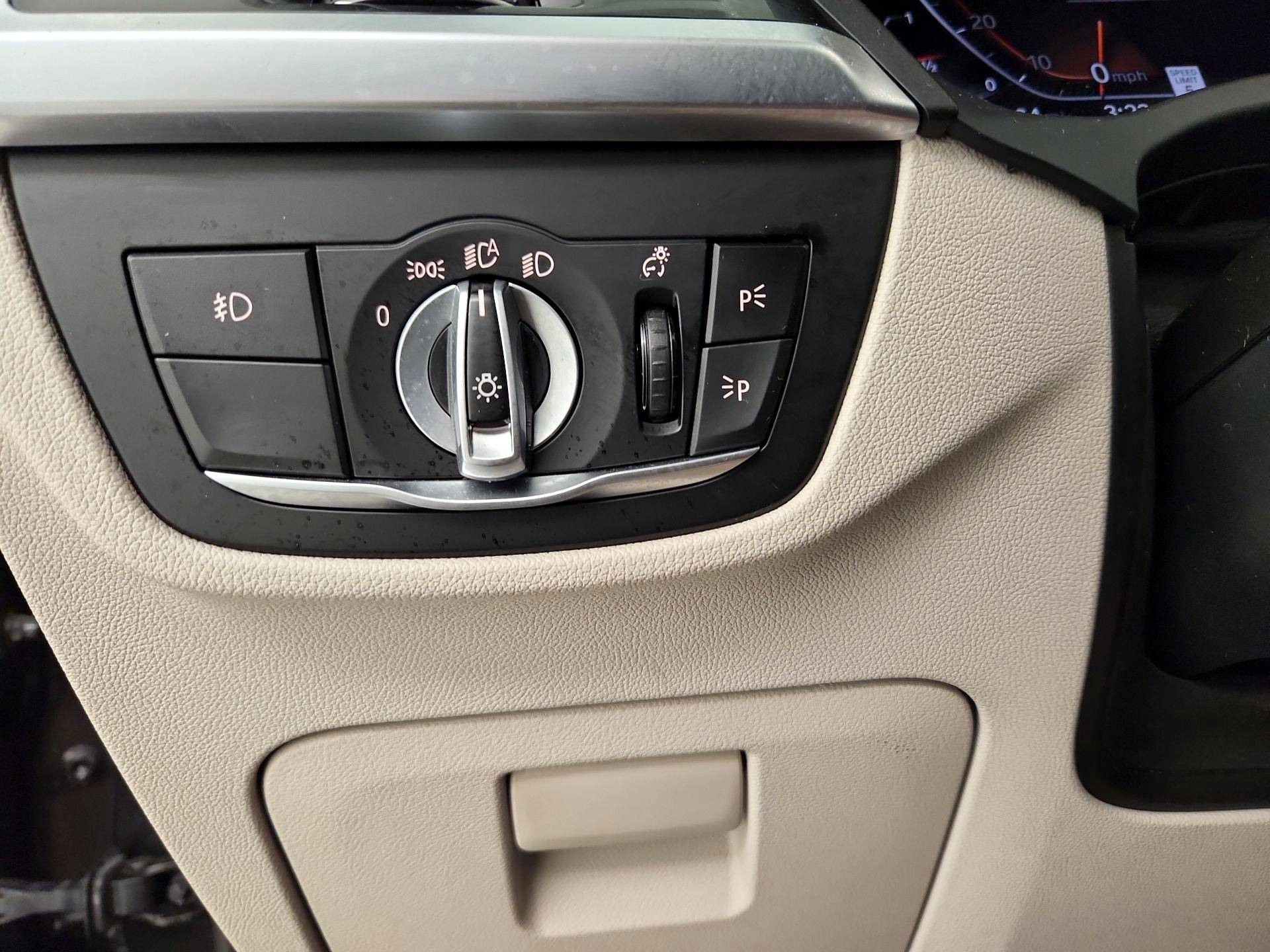 Thumbnail: 2021 BMW X3 - 13