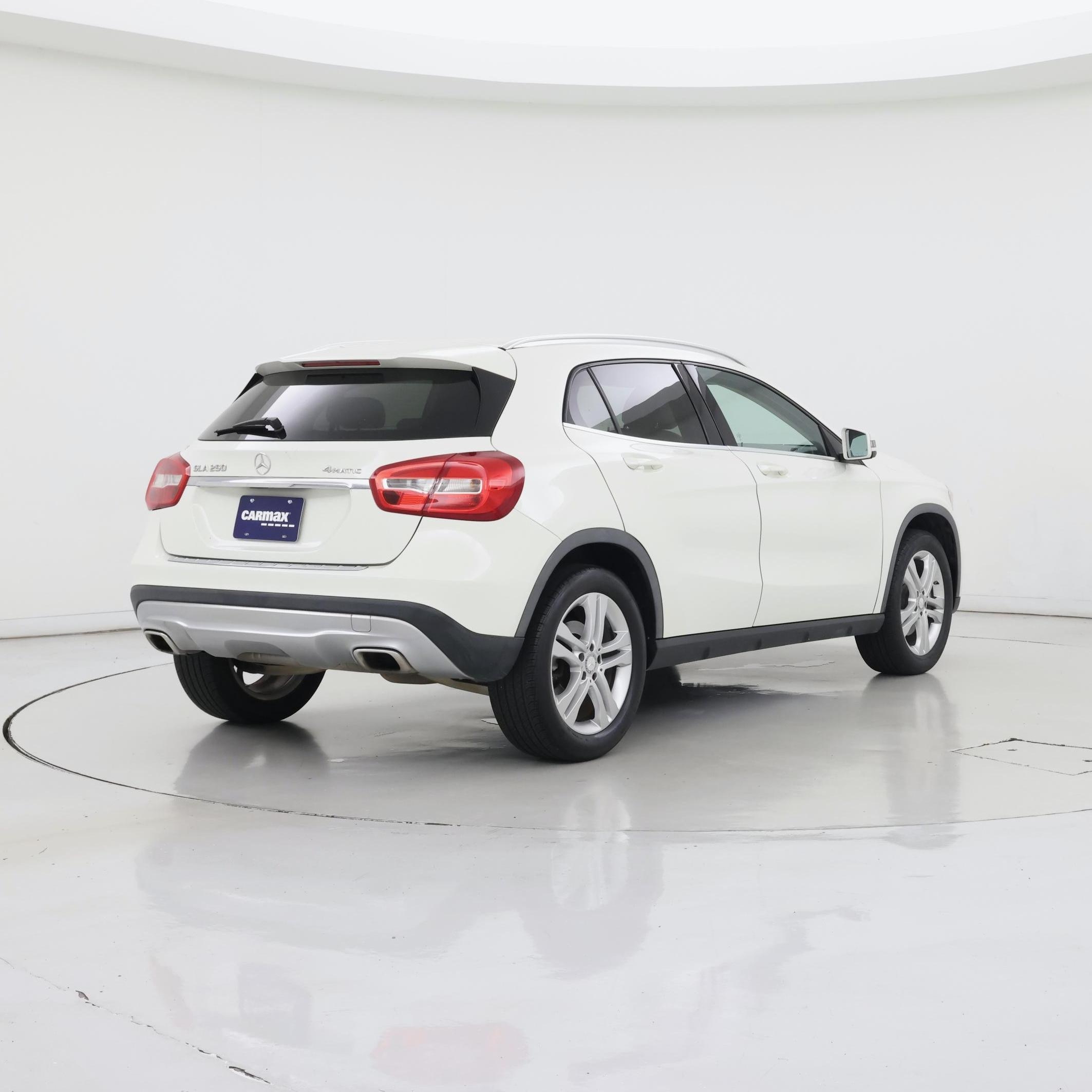 Thumbnail: 2015 Mercedes-Benz GLA - 8
