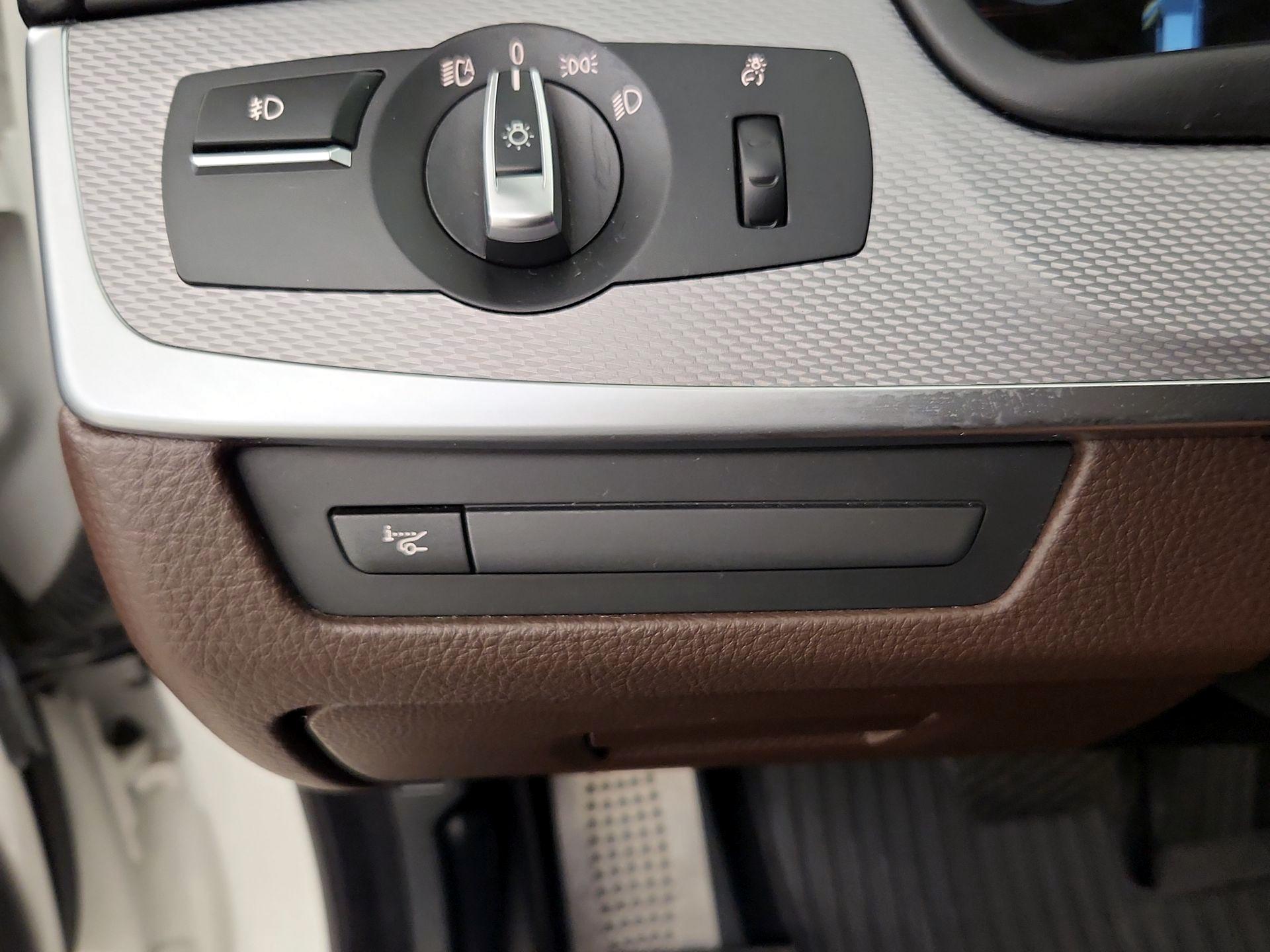 Thumbnail: 2016 BMW 5 Series - 13