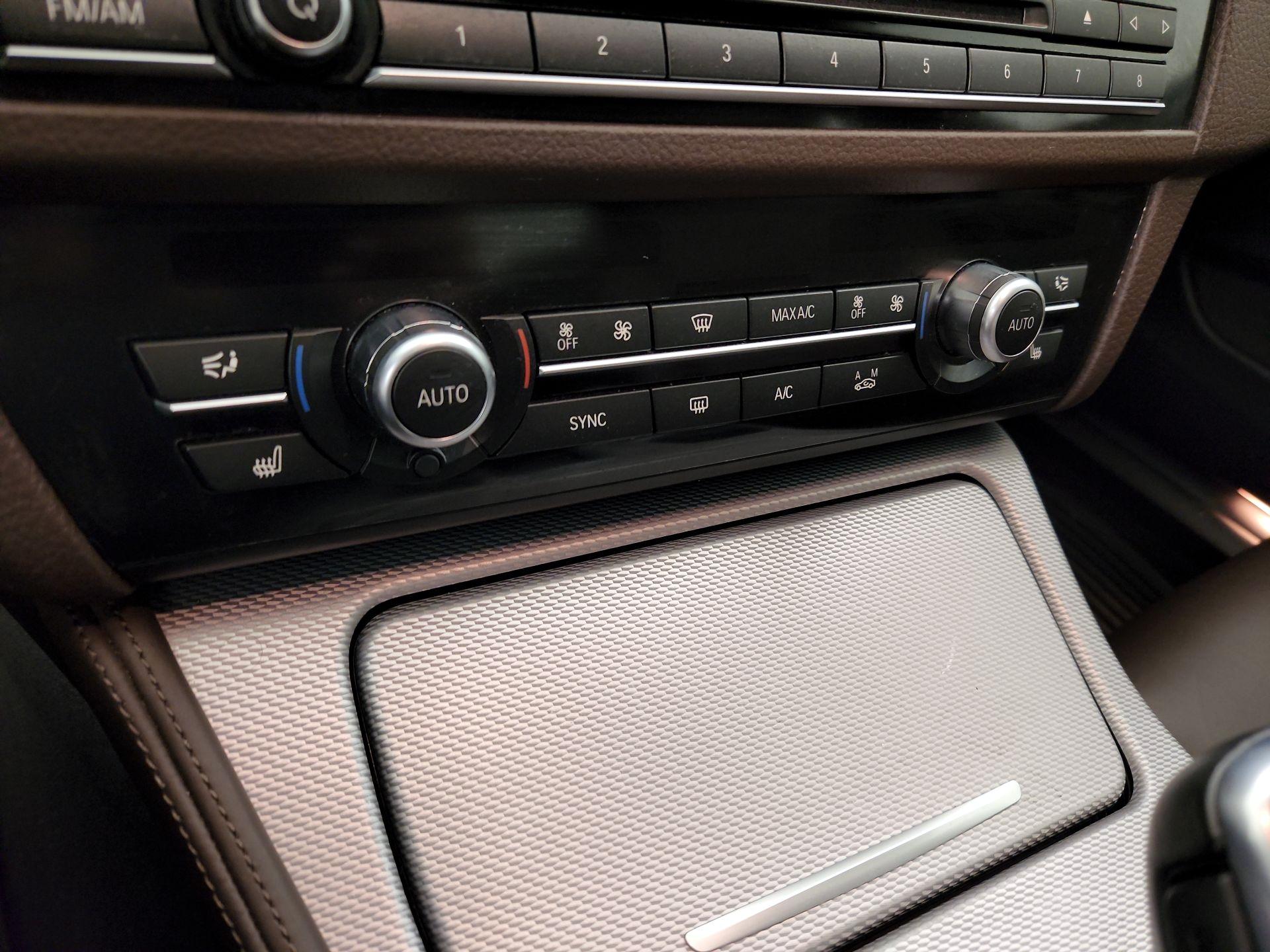 Thumbnail: 2016 BMW 5 Series - 17