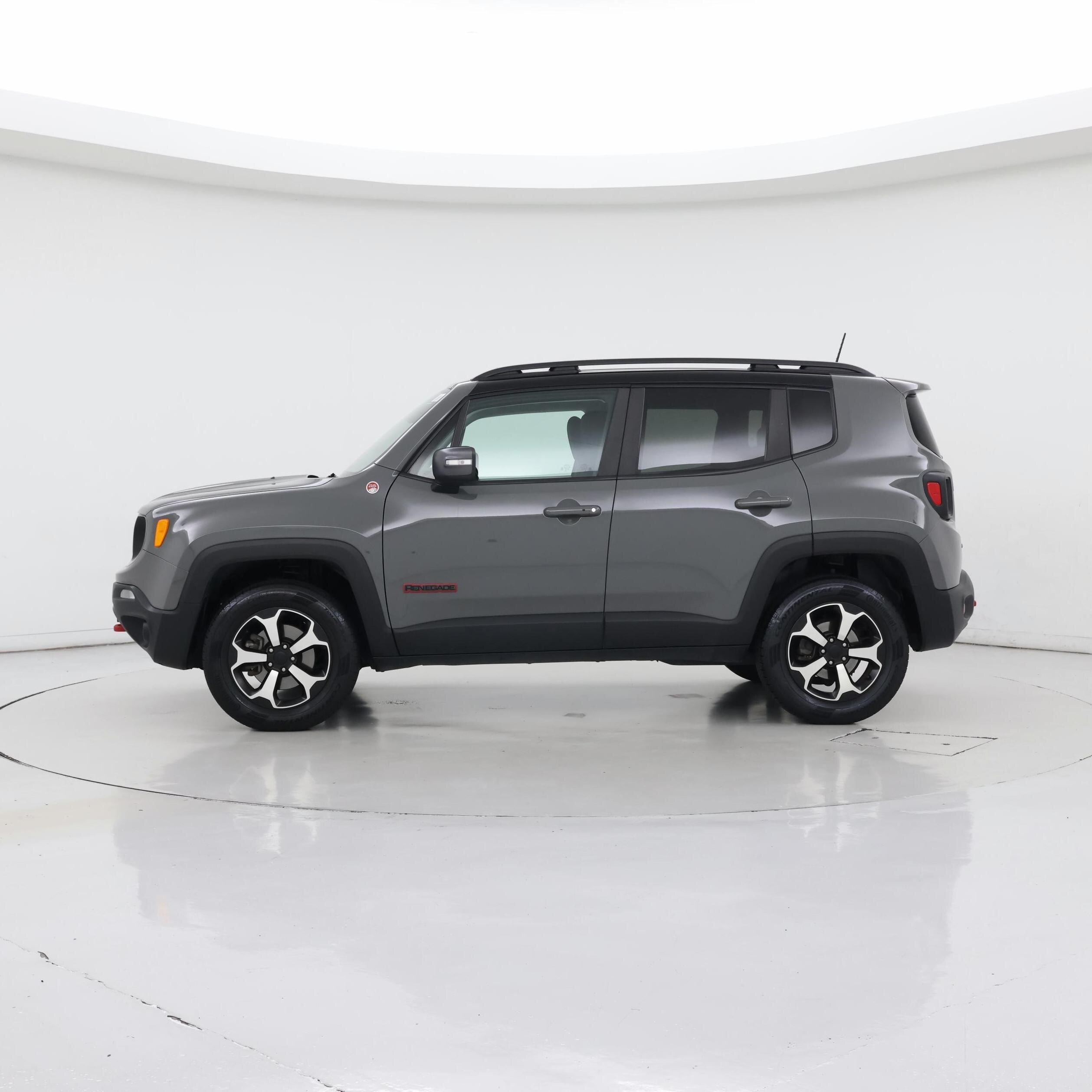 Thumbnail: 2020 Jeep Renegade - 3
