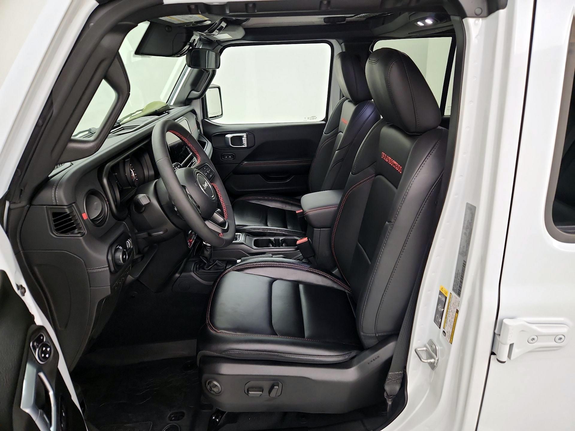 Thumbnail: 2024 Jeep Wrangler - 11